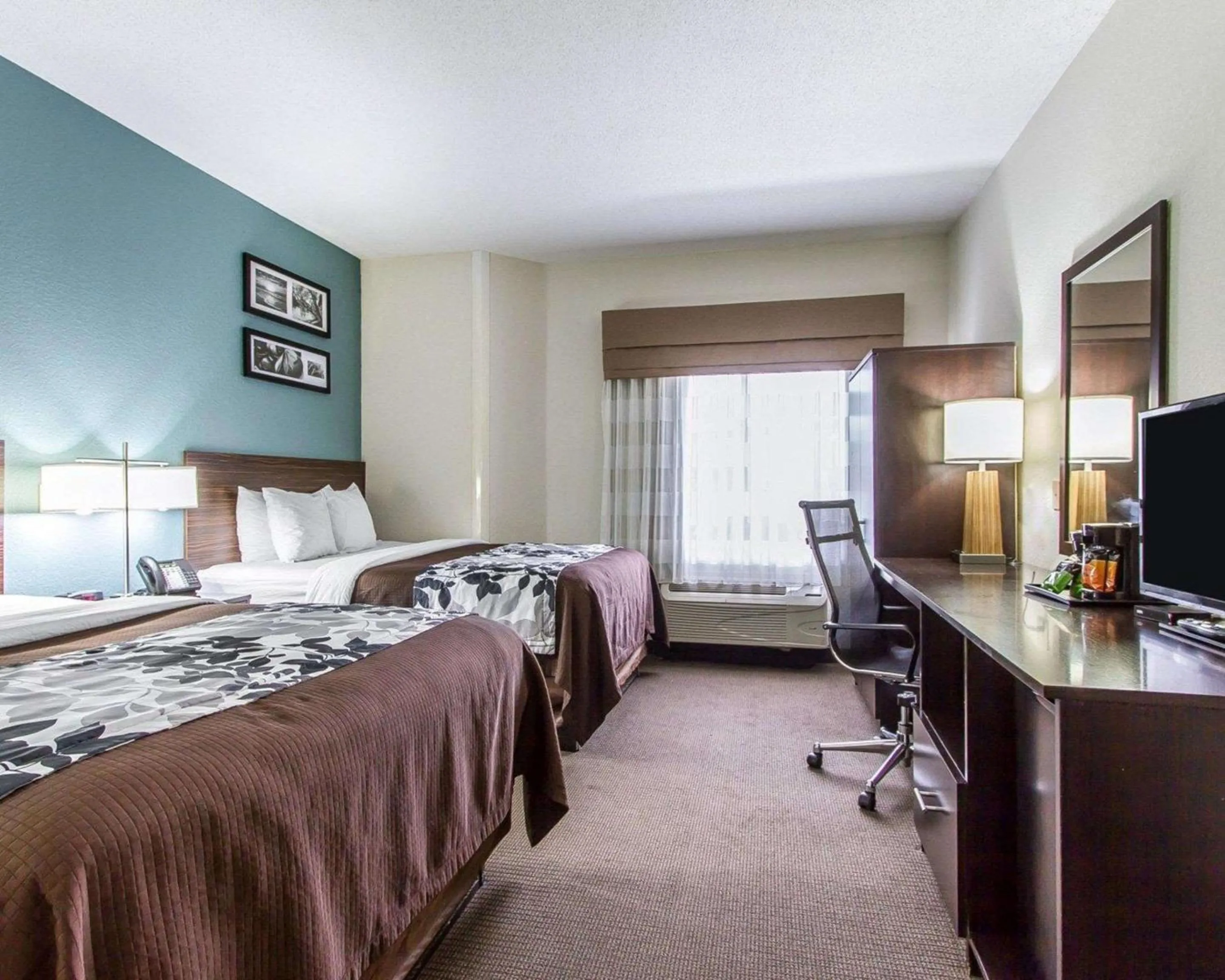 Photo of the whole room in Sleep Inn Scott-Lafayette West