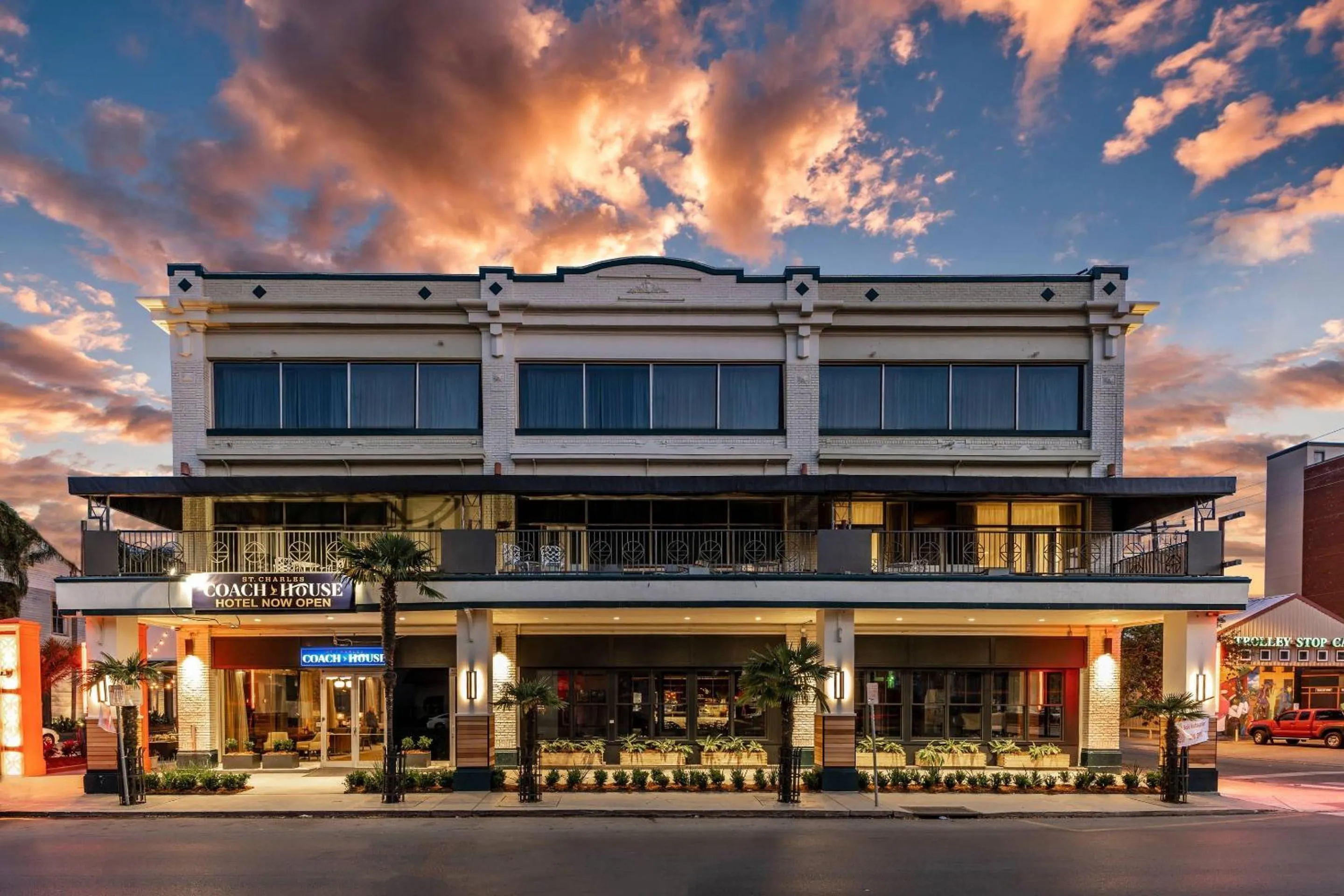 Property building in St Charles Coach House, an Ascend Collection Hotel