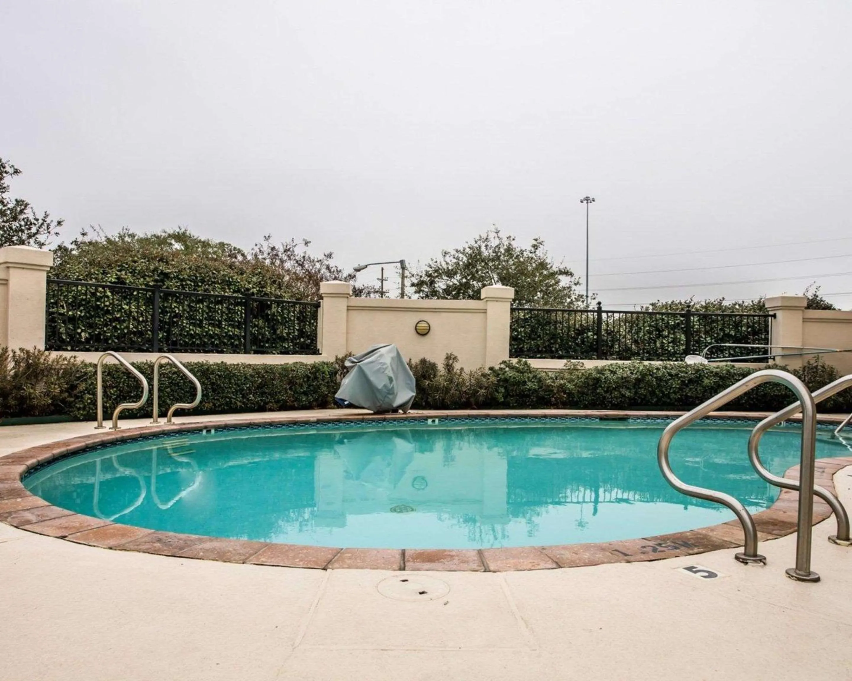 On site in Sleep Inn Slidell