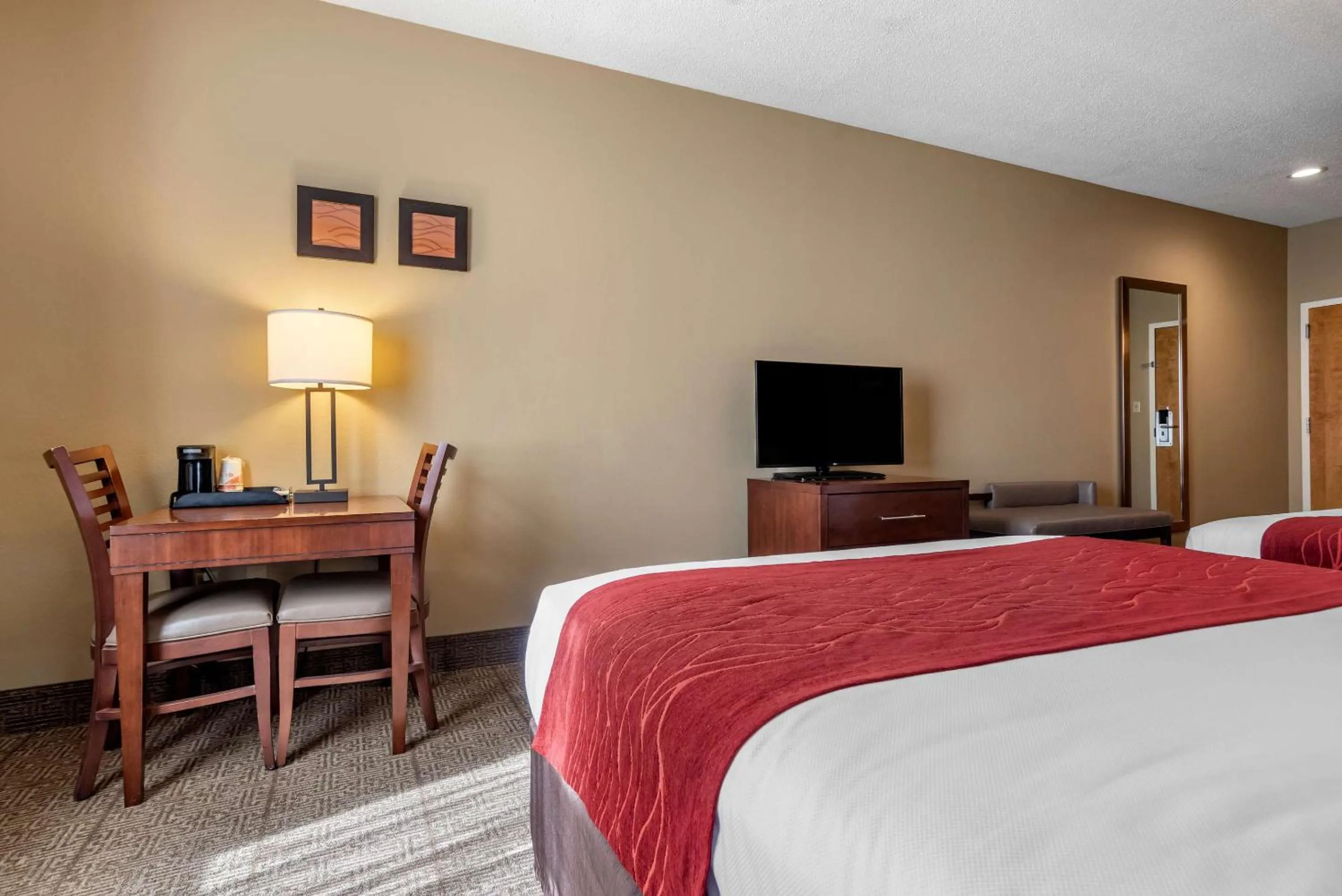 Bedroom, Bed in Comfort Inn Amite City
