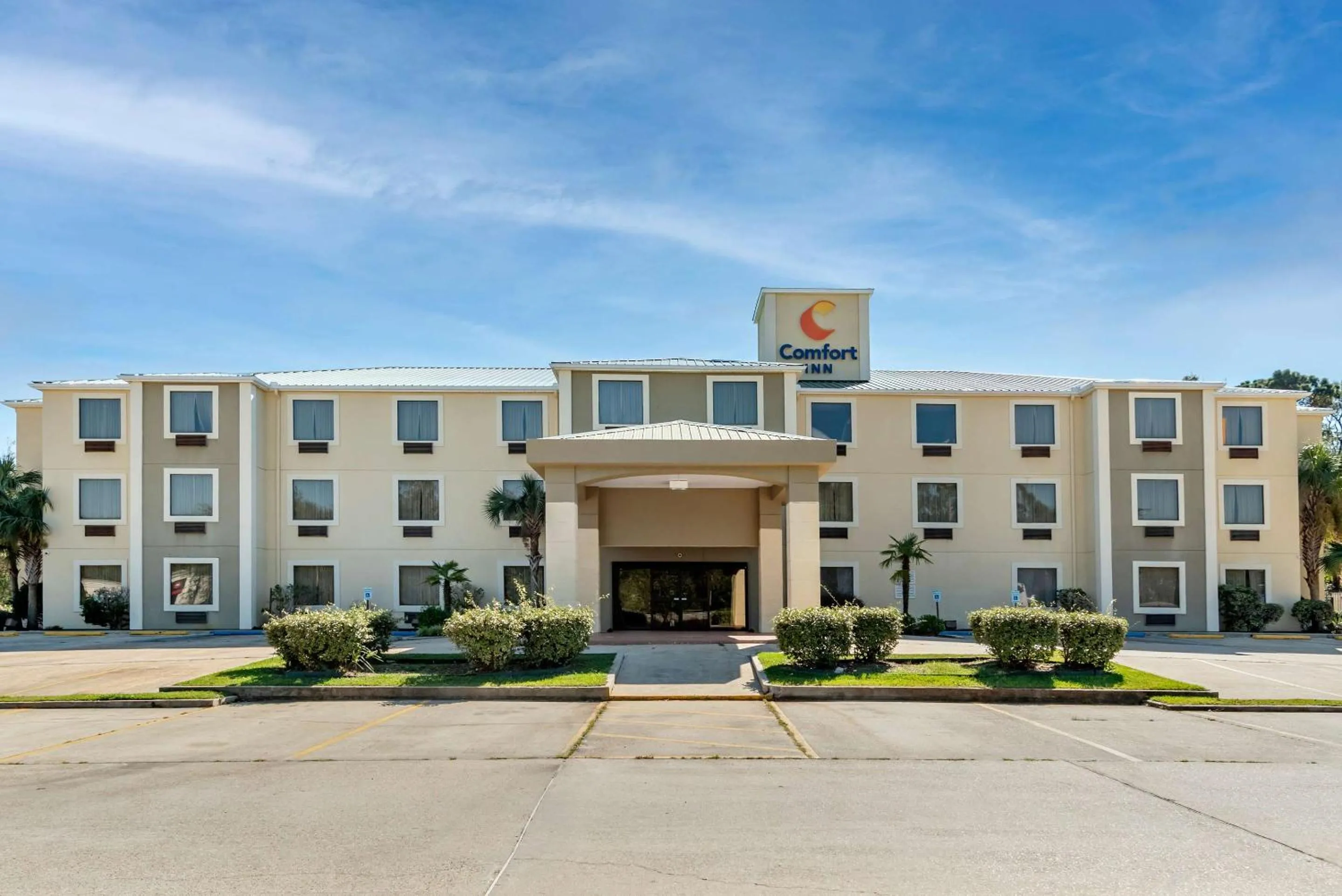 Property building in Comfort Inn Amite City