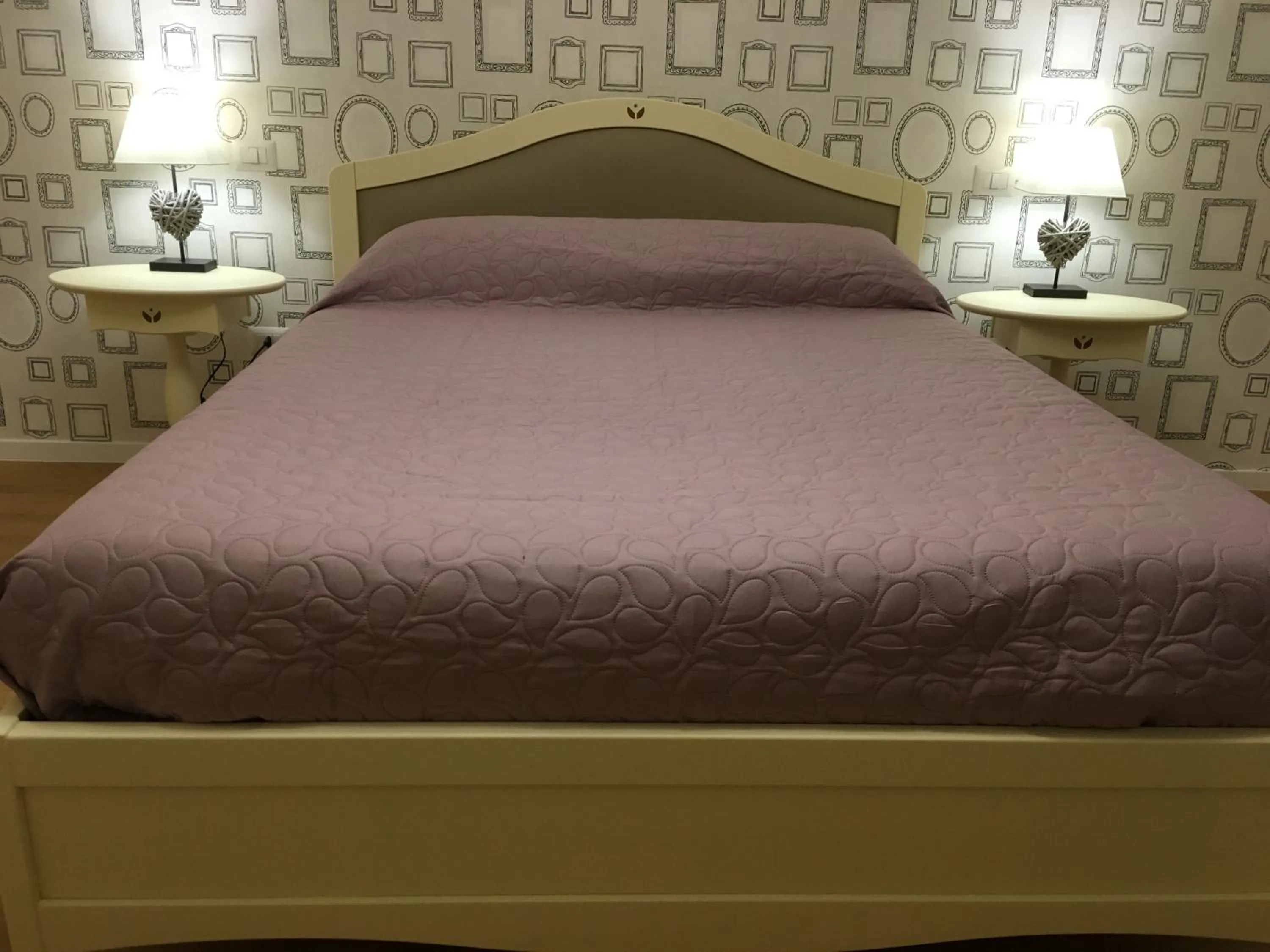 Photo of the whole room, Bed in Suberito rooms&bar