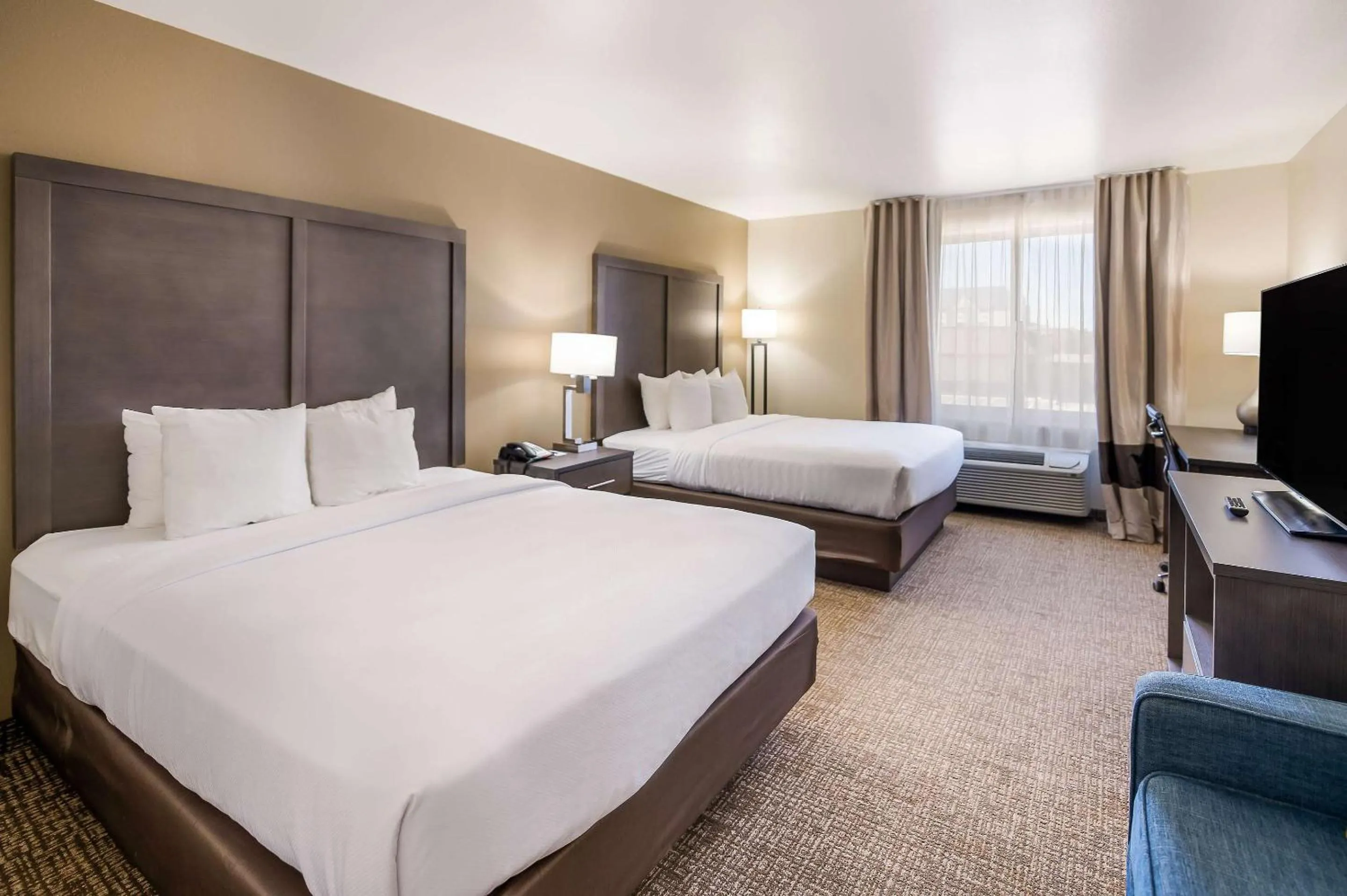 Bedroom, Bed in Comfort Inn Bossier City Casino Area near Shreveport Downtown
