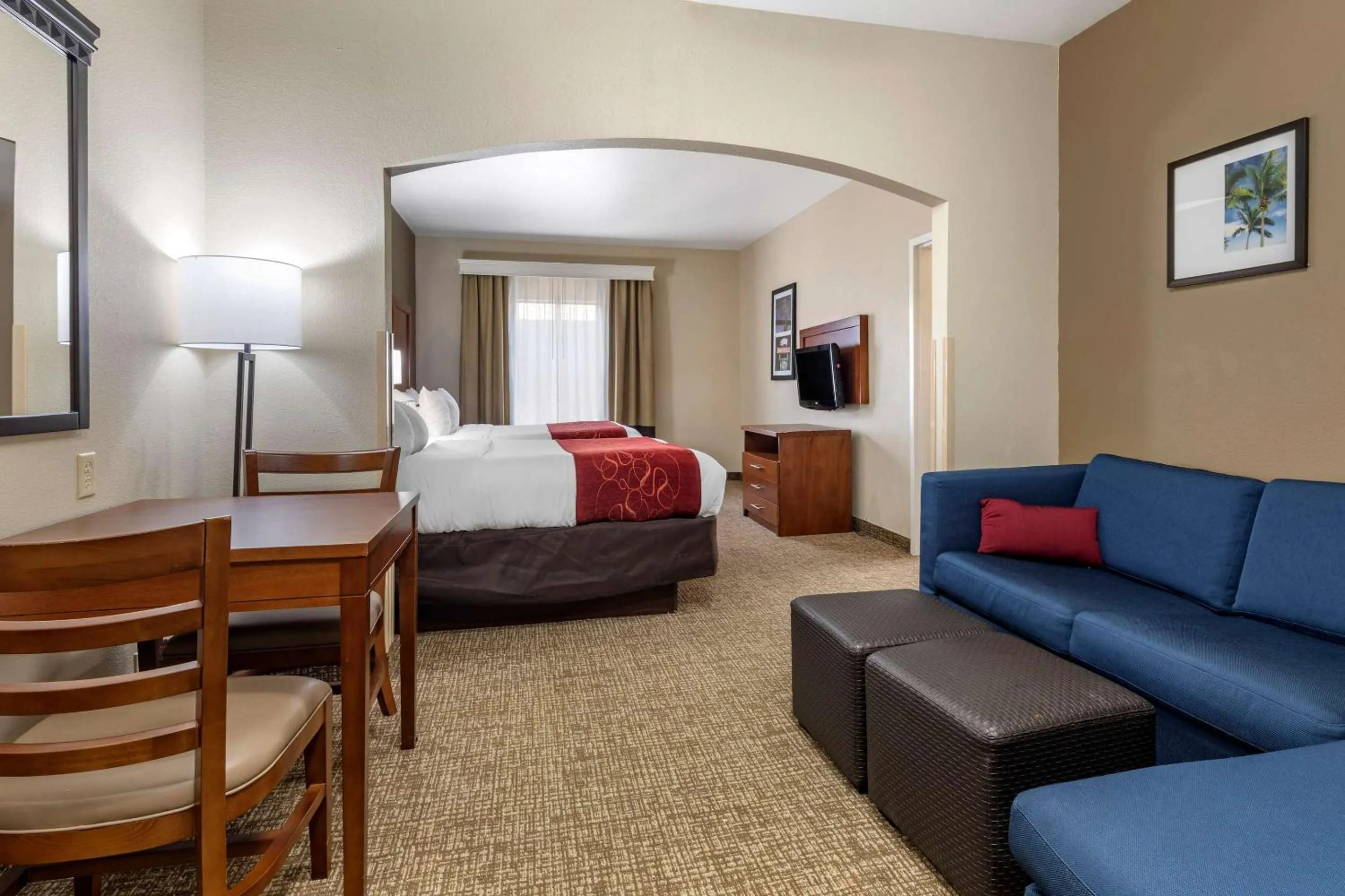 Bedroom, Bed in Comfort Suites Shreveport West I-20