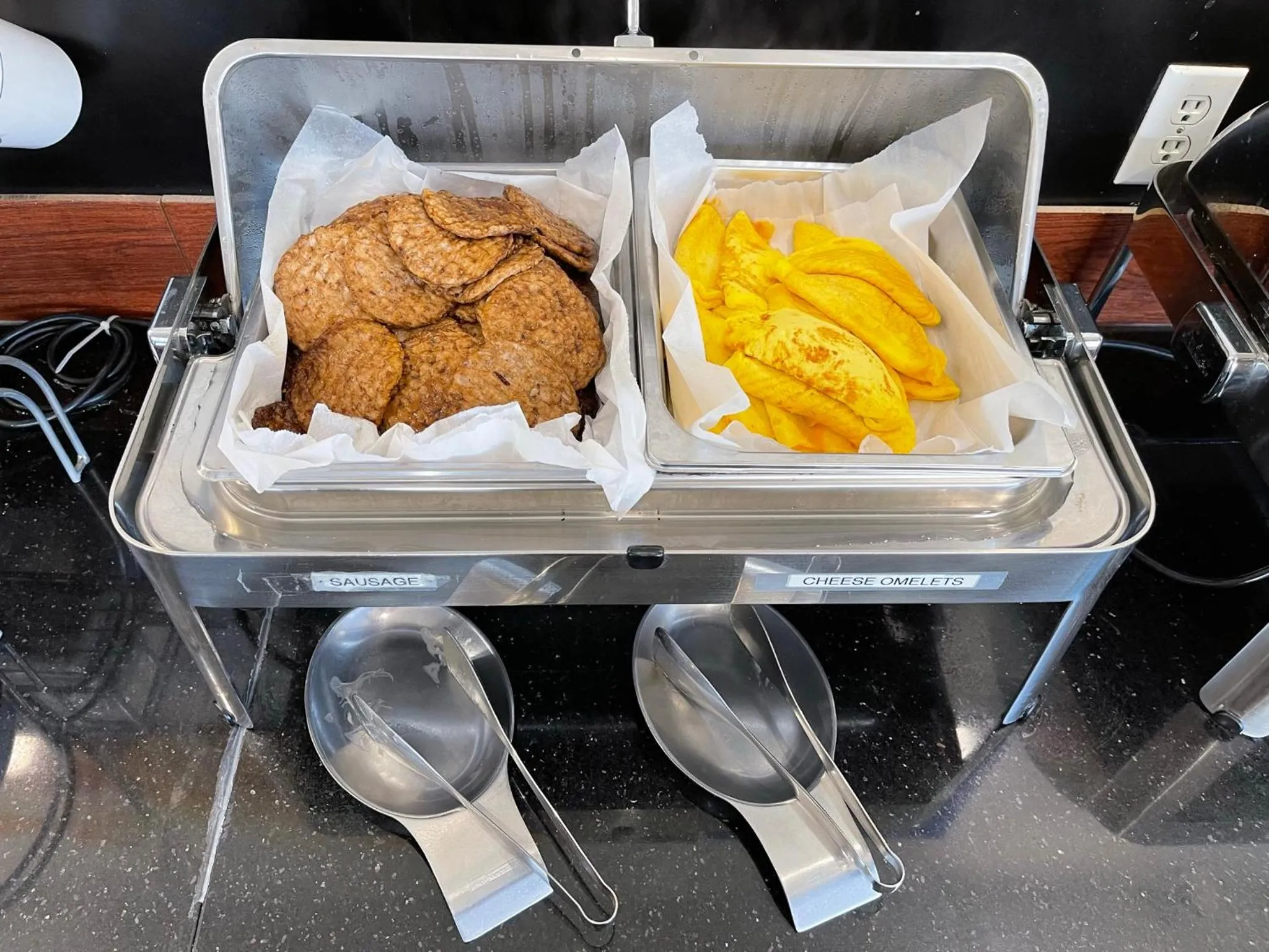 Breakfast in Comfort Suites Lake Charles