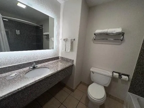 Quality Inn & Suites Houma