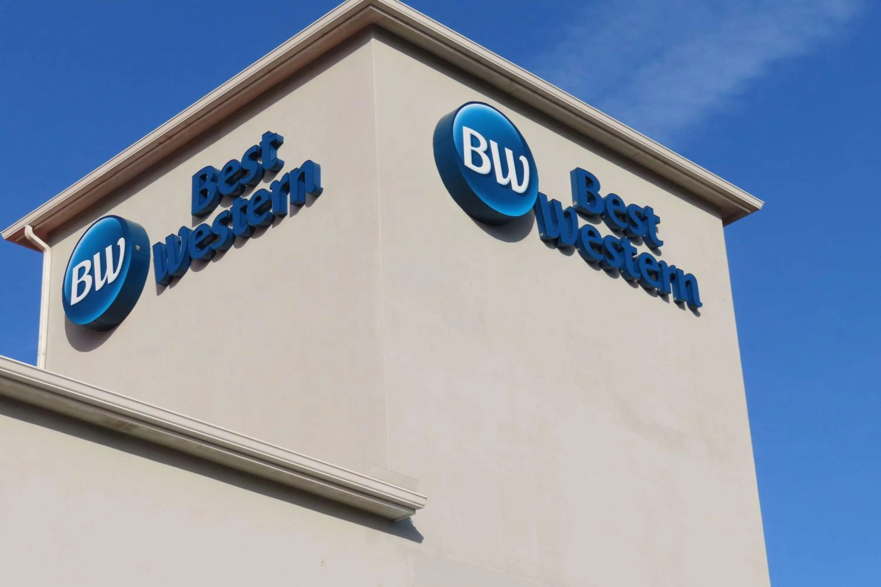 Property building in Best Western Heritage Inn & Suites