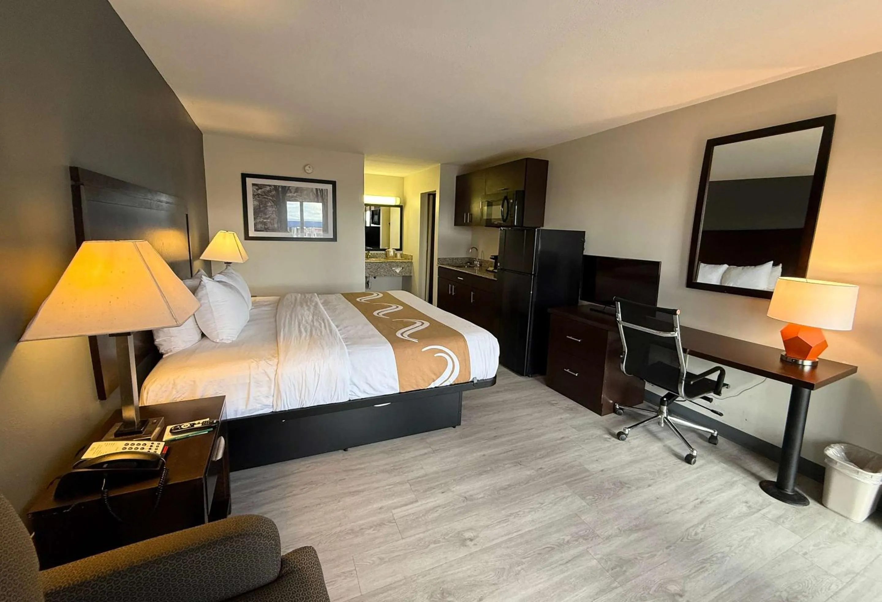 Bedroom, Bed in Quality Inn & Suites Baton Rouge West - Port Allen