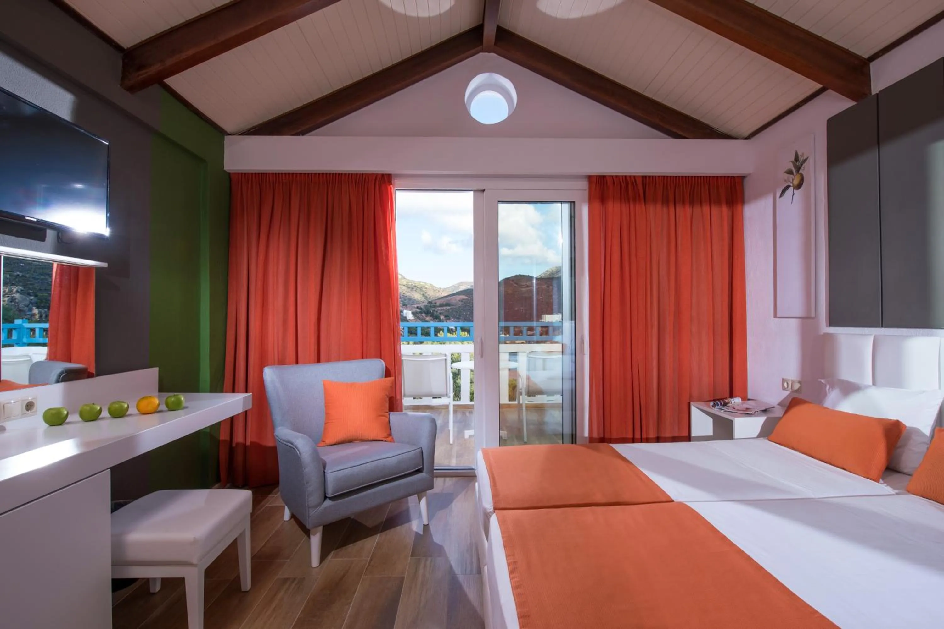 Bedroom, Bed in Fodele Beach Water Park Resort