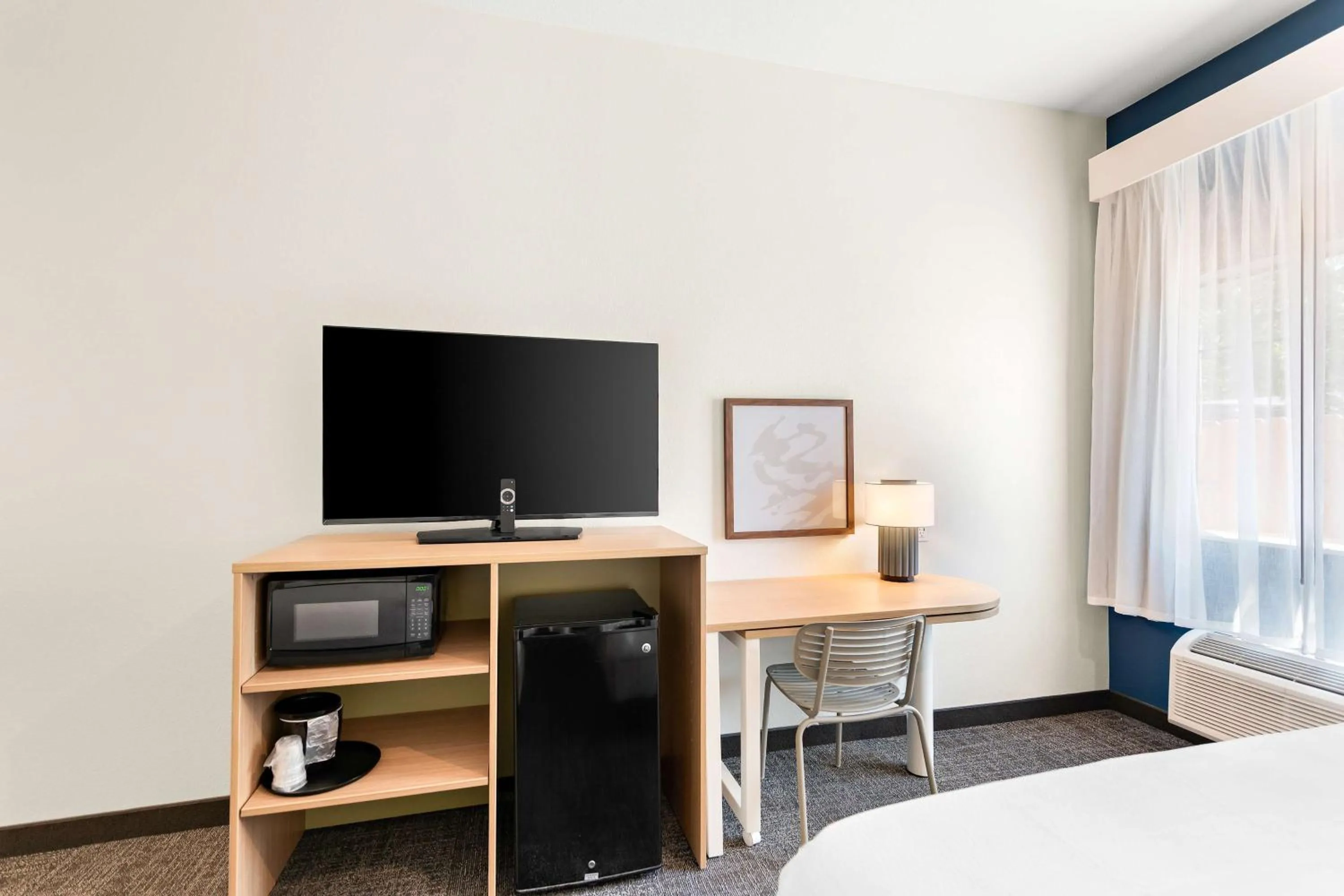 Bedroom, Bed in Comfort Inn & Suites Mansfield