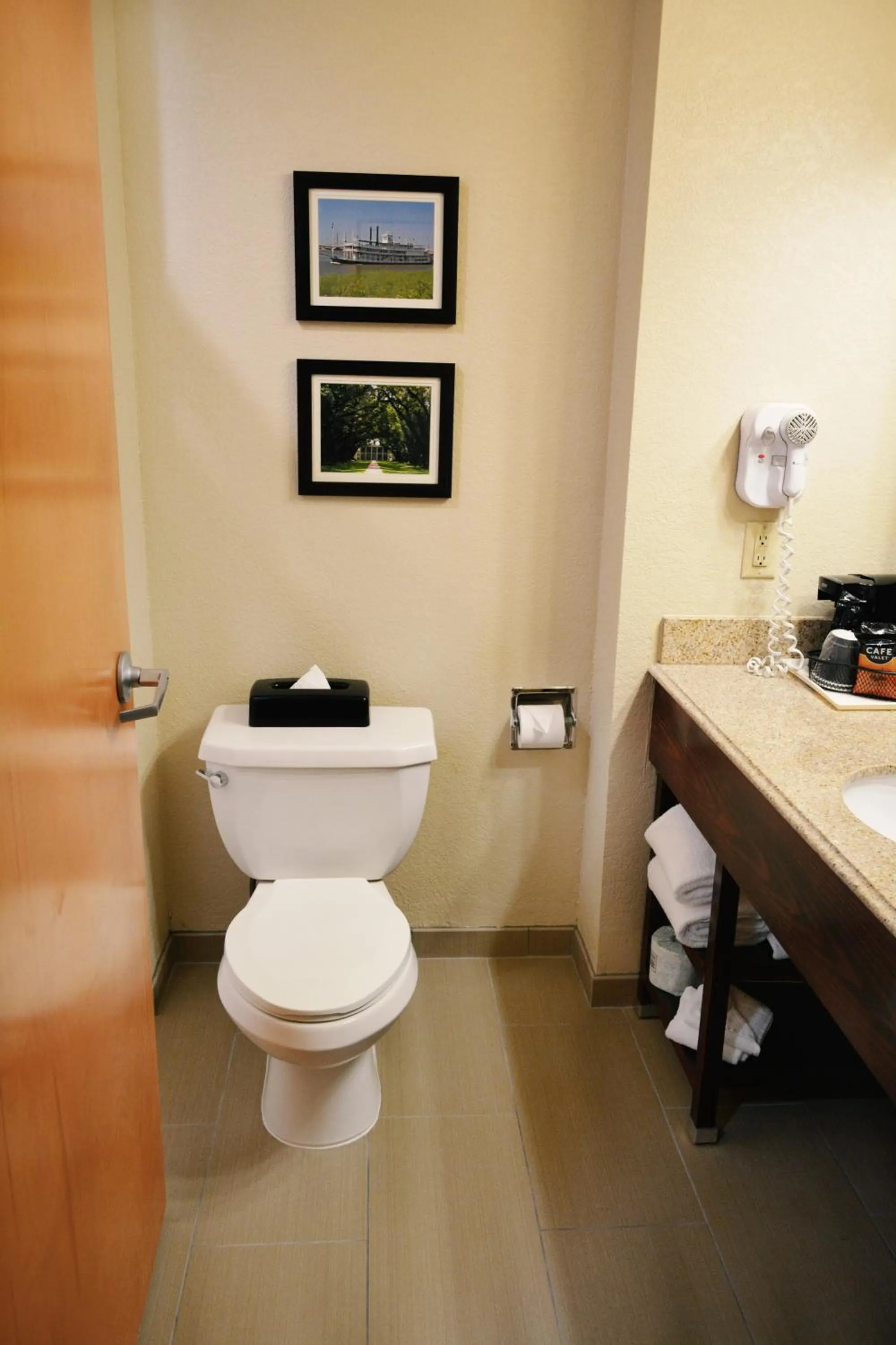 Toilet in Comfort Inn & Suites Covington - Mandeville