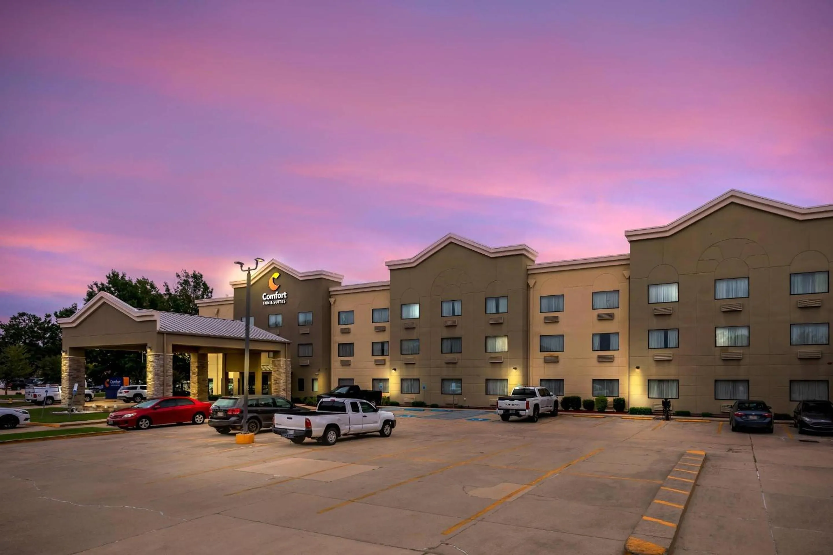 Property building in Comfort Inn & Suites Covington - Mandeville