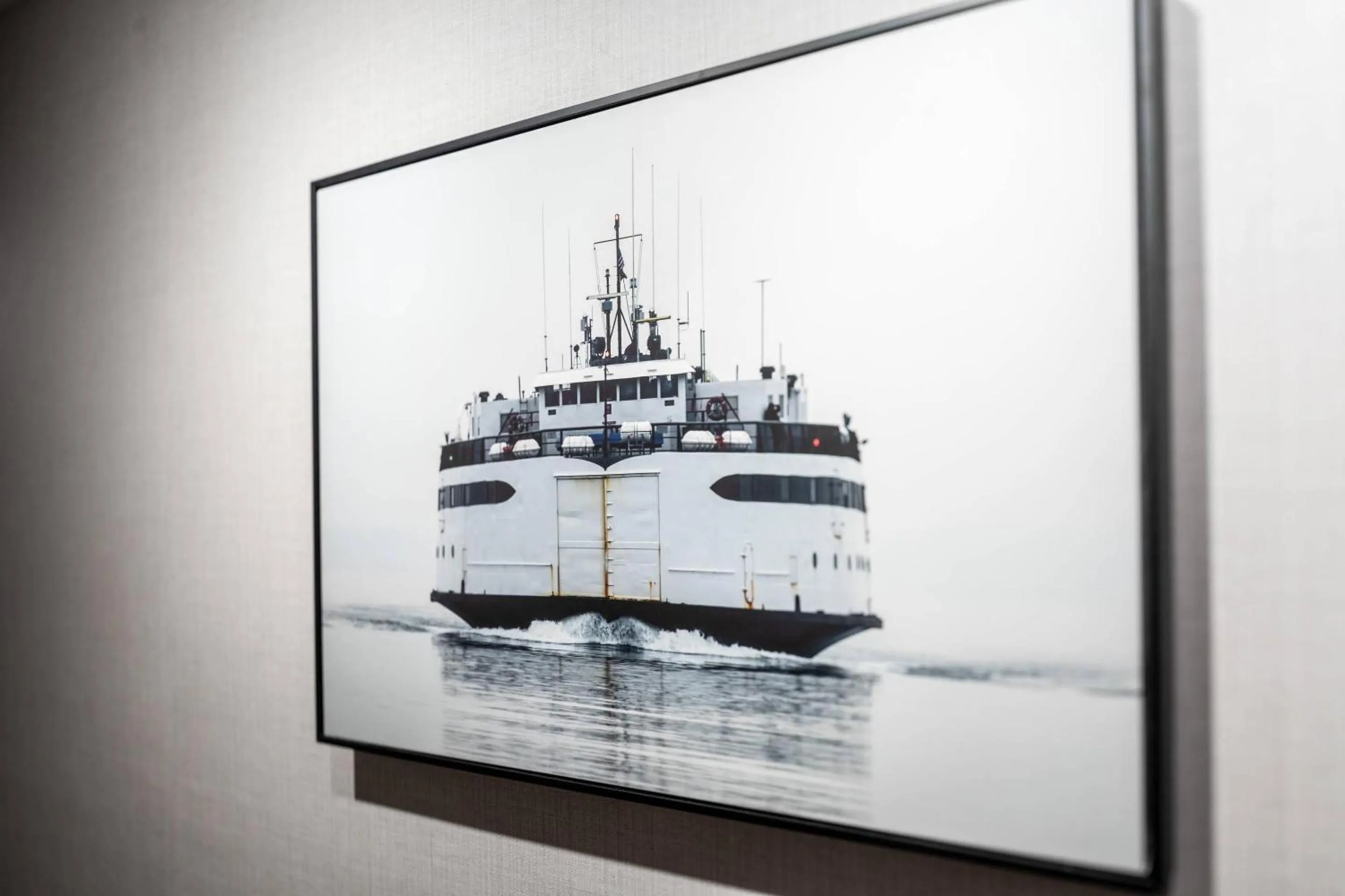 Lobby or reception in Edgar Hotel Martha's Vineyard, an Ascend Collection Hotel