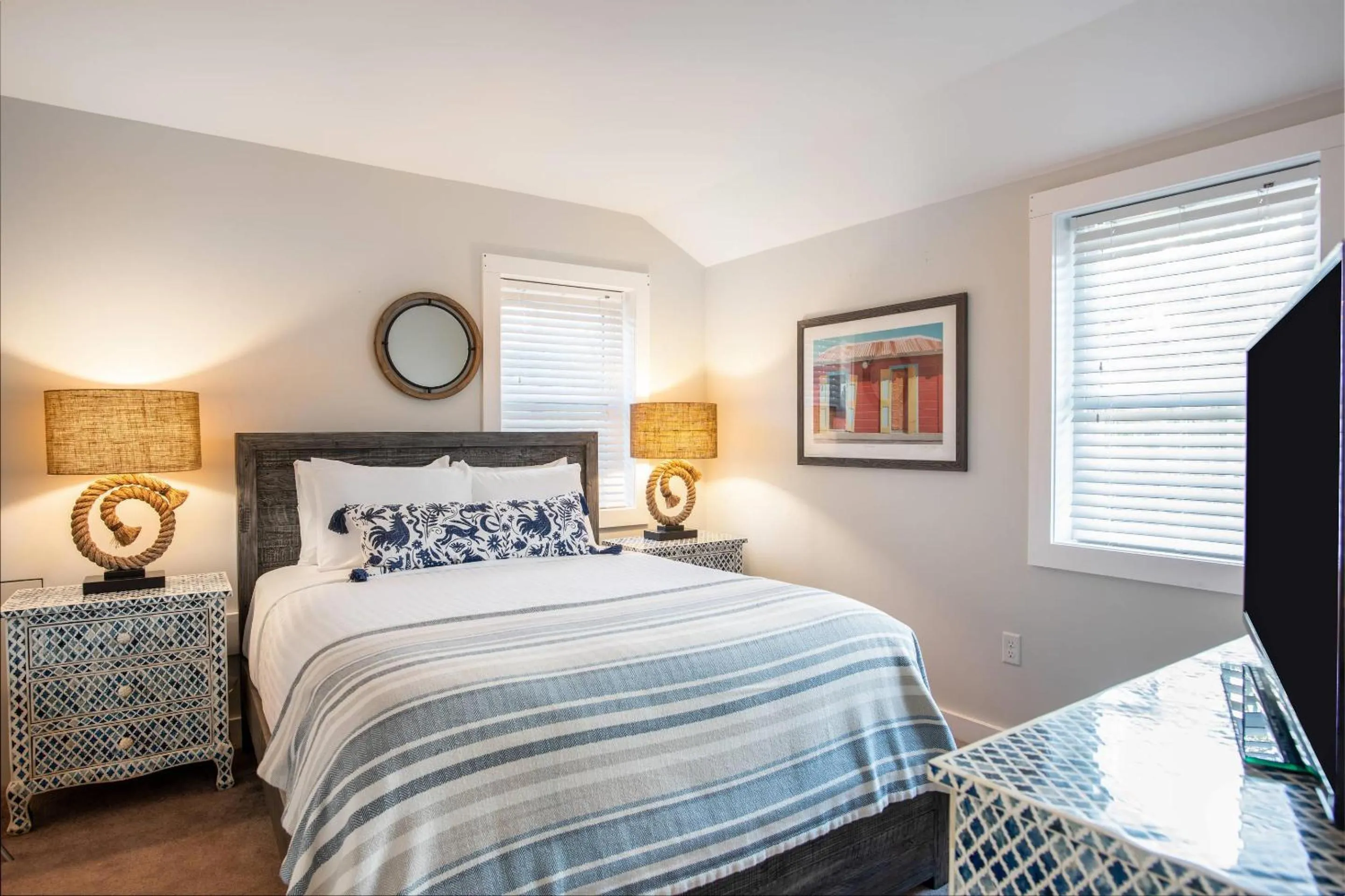 Bedroom, Bed in Edgar Hotel Martha's Vineyard, an Ascend Collection Hotel