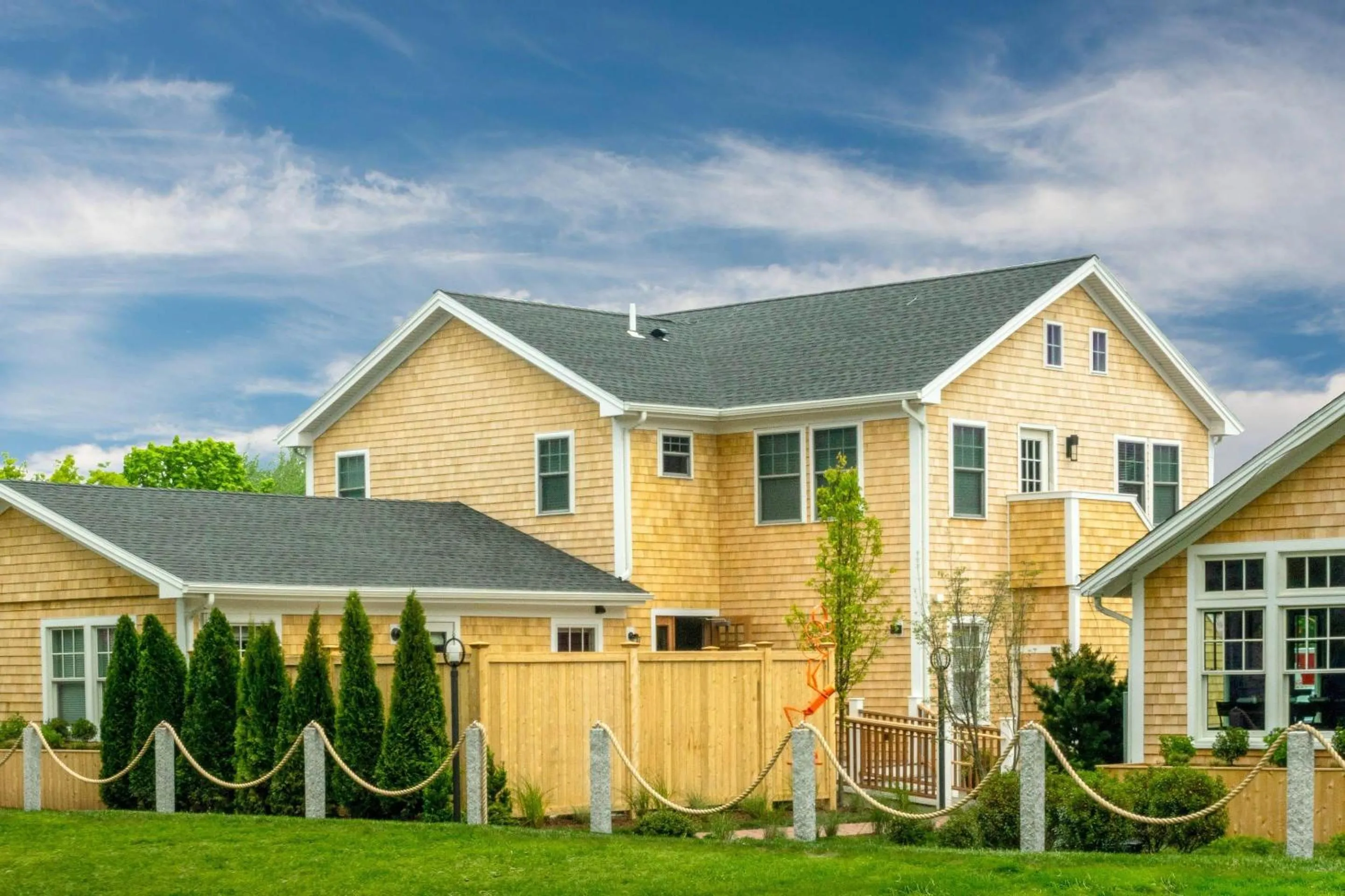 Property building in Edgar Hotel Martha's Vineyard, an Ascend Collection Hotel