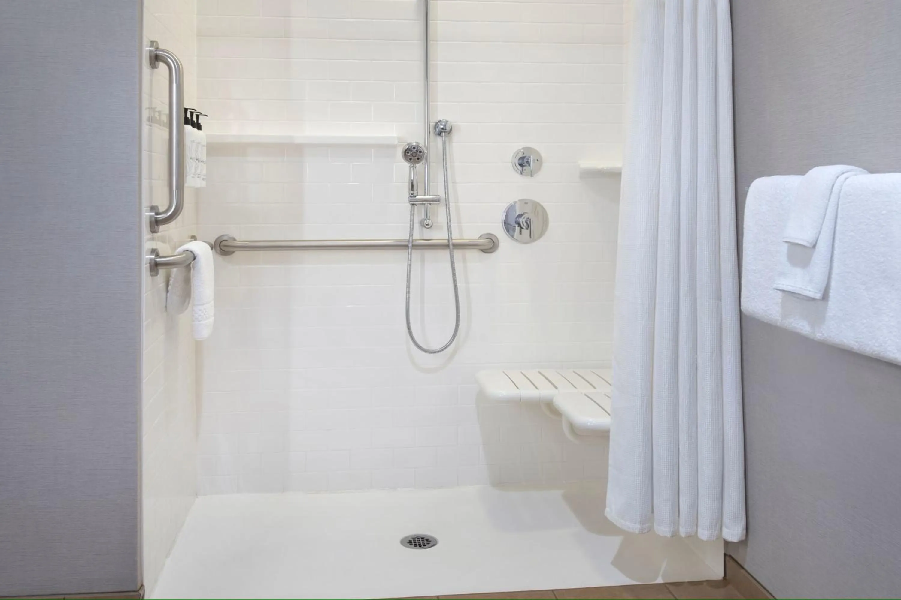 acessibility in Fairfield Inn & Suites by Marriott Great Barrington Lenox/Berkshires