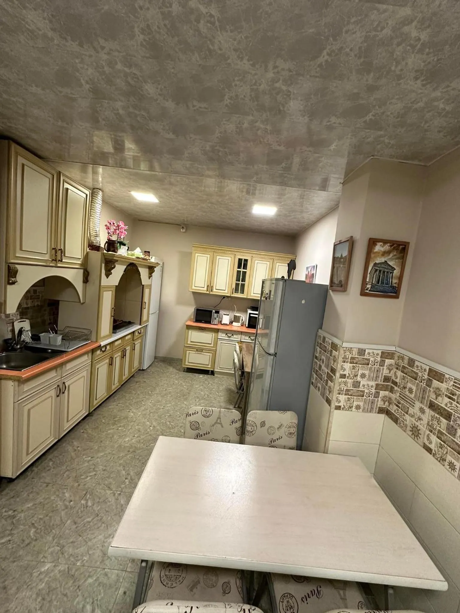 Li Yes Yerevan hotel