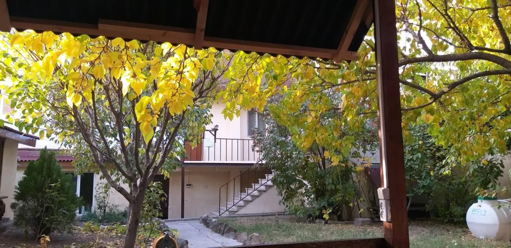 Li Yes Yerevan hotel