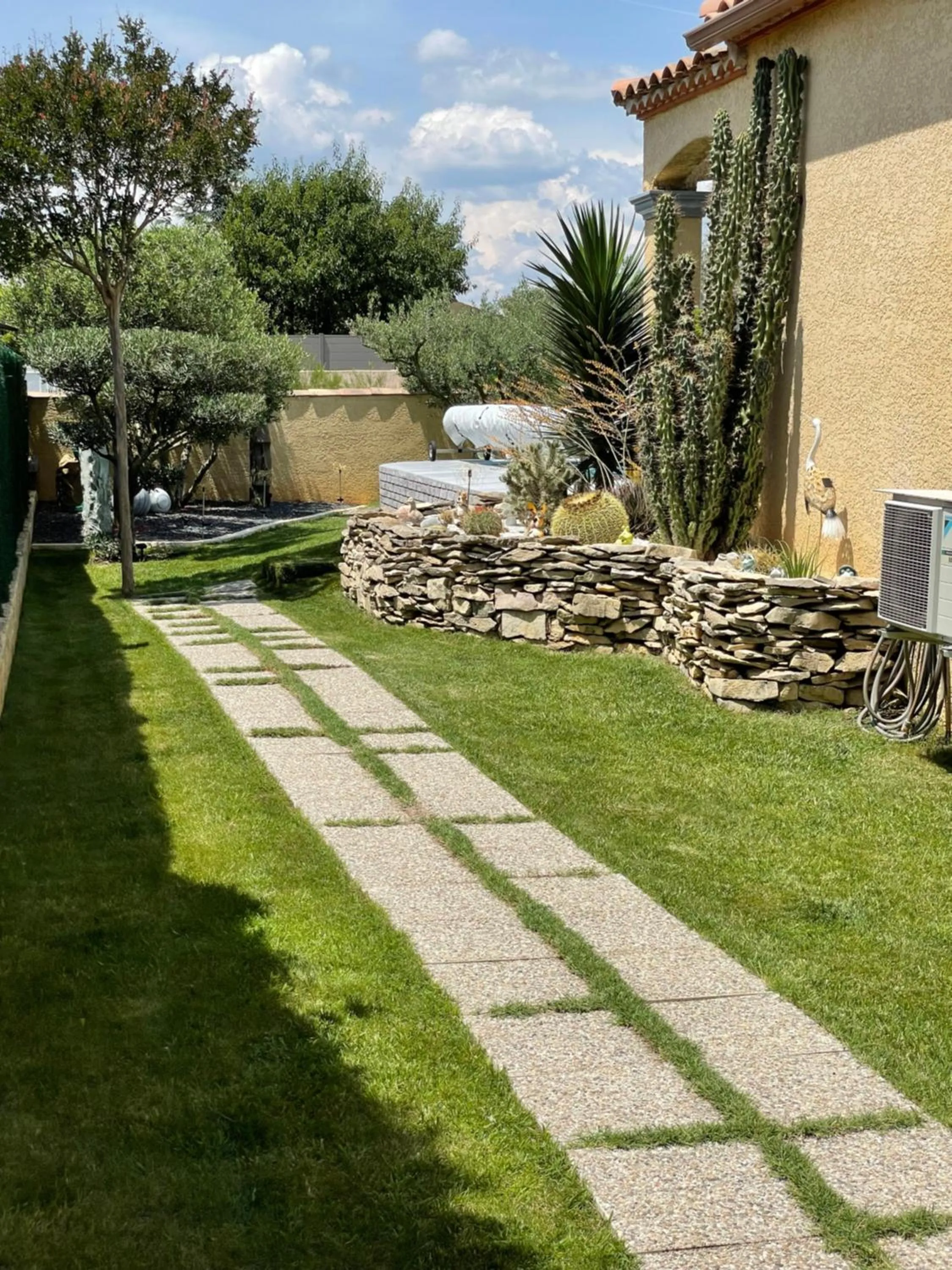 Garden view in Chambre avec charme