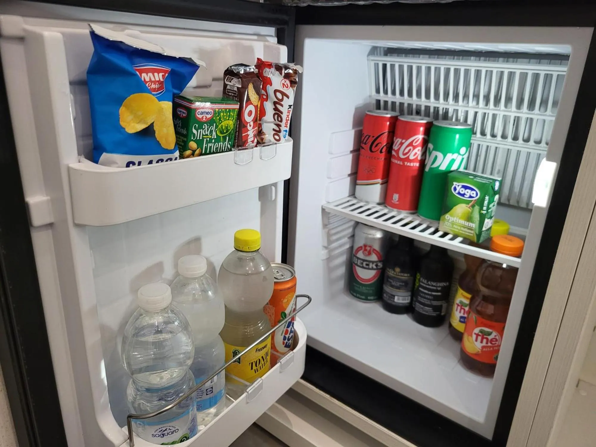 minibar in Hotel Porto Di Roma