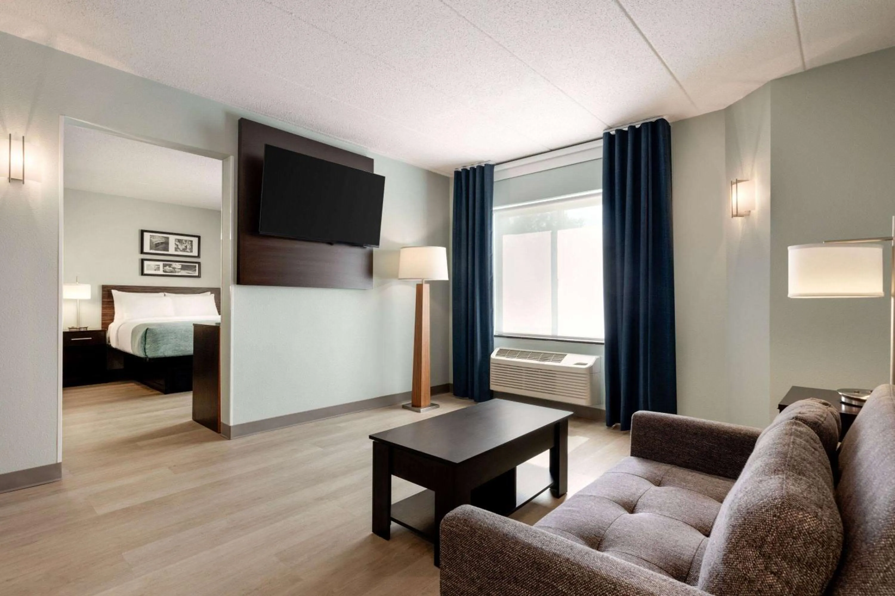 Photo of the whole room, Bed in Wingate by Wyndham Salisbury