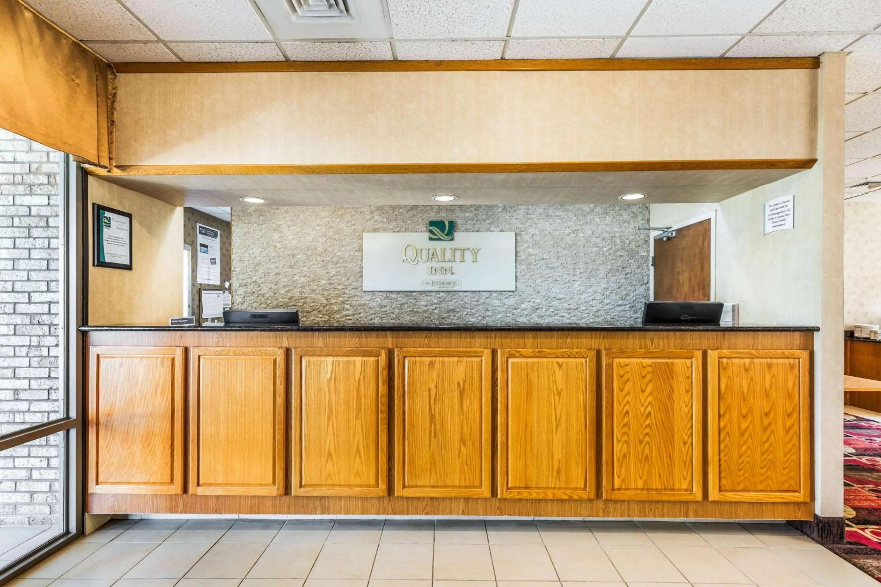 Lobby or reception in Quality Inn Easton