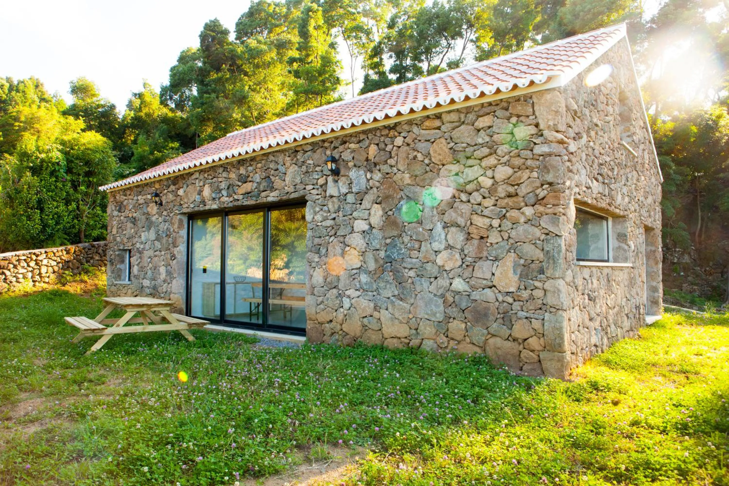 Property building in Caparica Azores Ecolodge