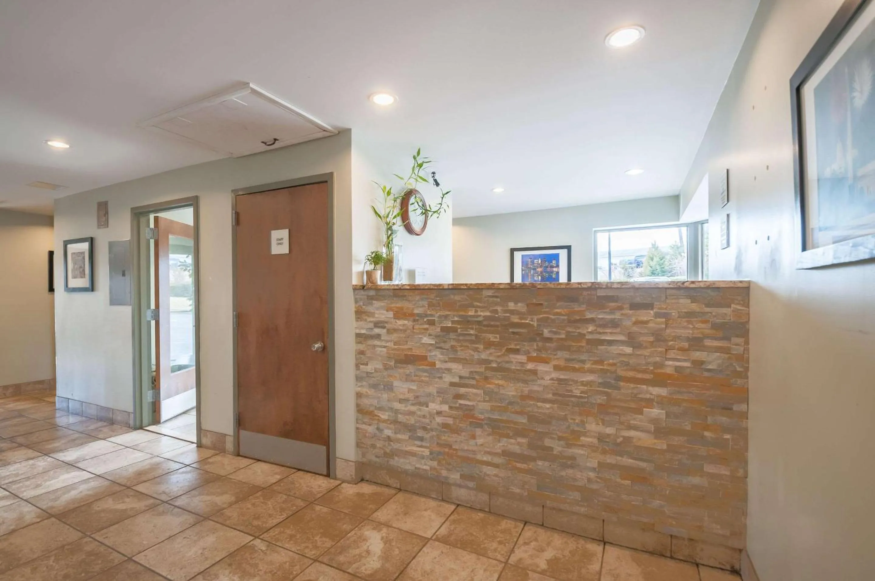 Lobby or reception in Econo Lodge Elkridge near Arundel Mills