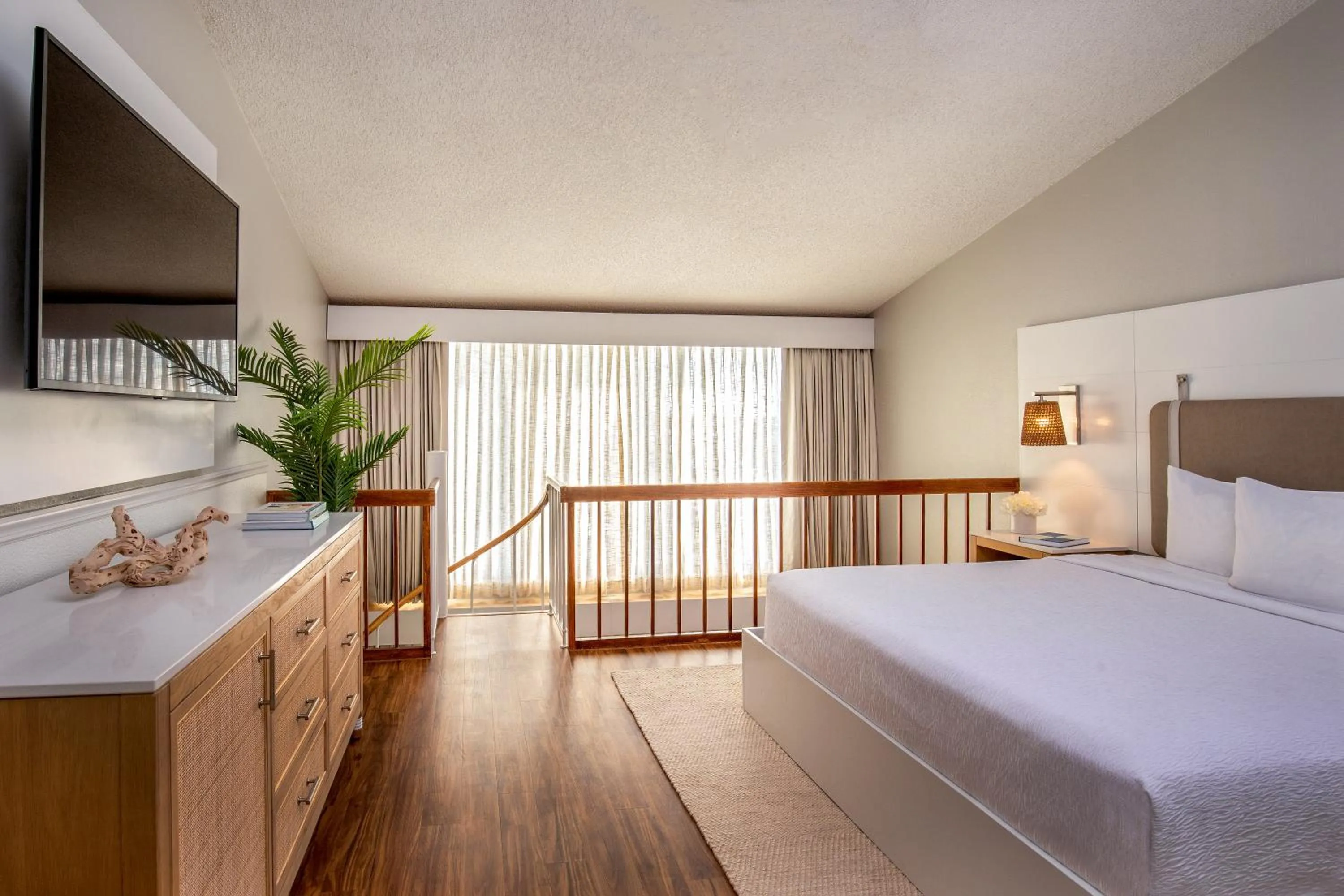 TV and multimedia, Bed in Ashore Resort & Beach Club