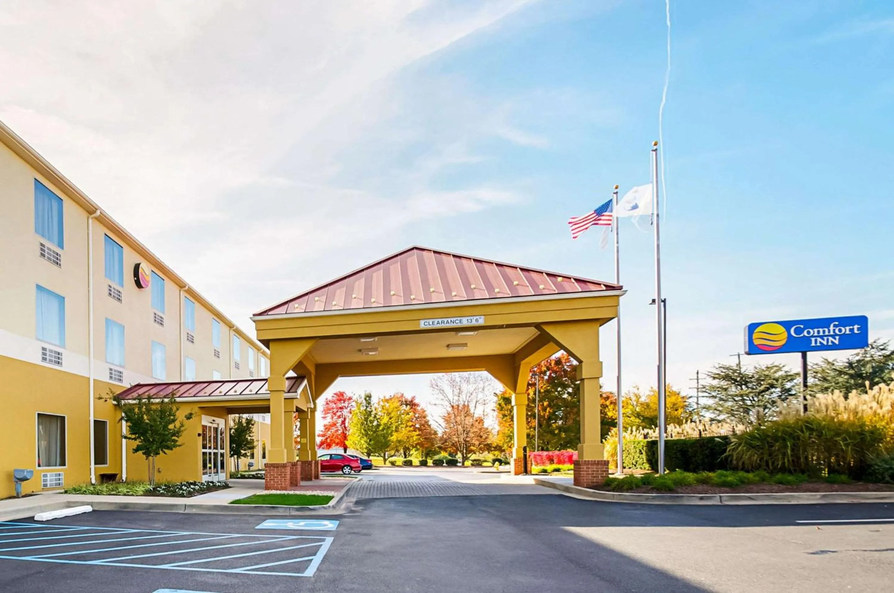 Property building in Comfort Inn Frederick - Ballenger Creek