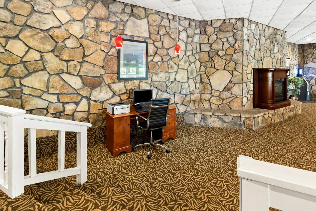 Business facilities in Comfort Inn Grantsville-Deep Creek Lake