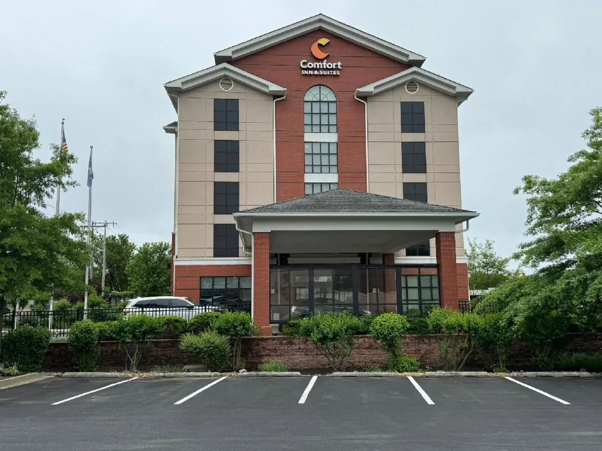 Comfort Inn & Suites Lexington Park near Pax River