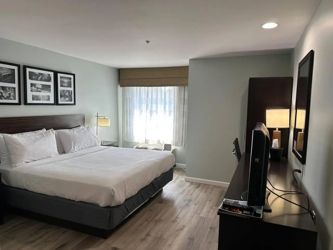 Bedroom, Bed in Wingate by Wyndham Bel Air I-95 Exit 77A - APG Area