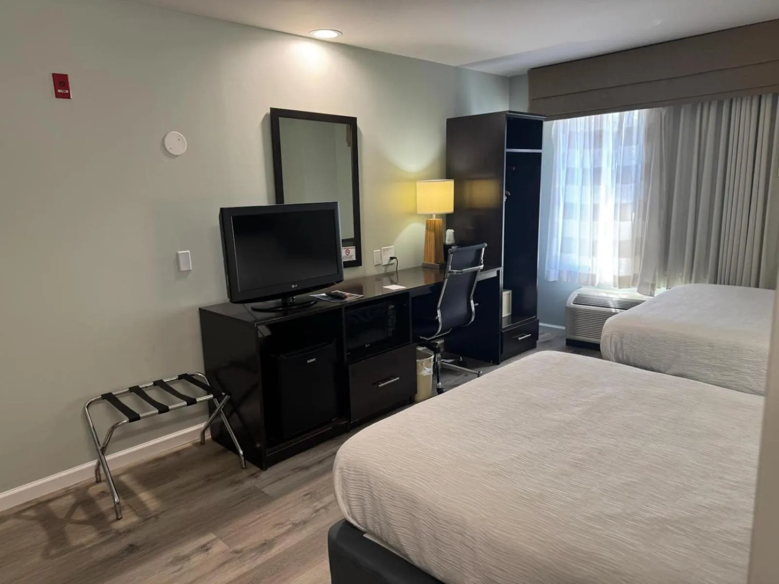 Bedroom, Bed in Wingate by Wyndham Bel Air I-95 Exit 77A - APG Area