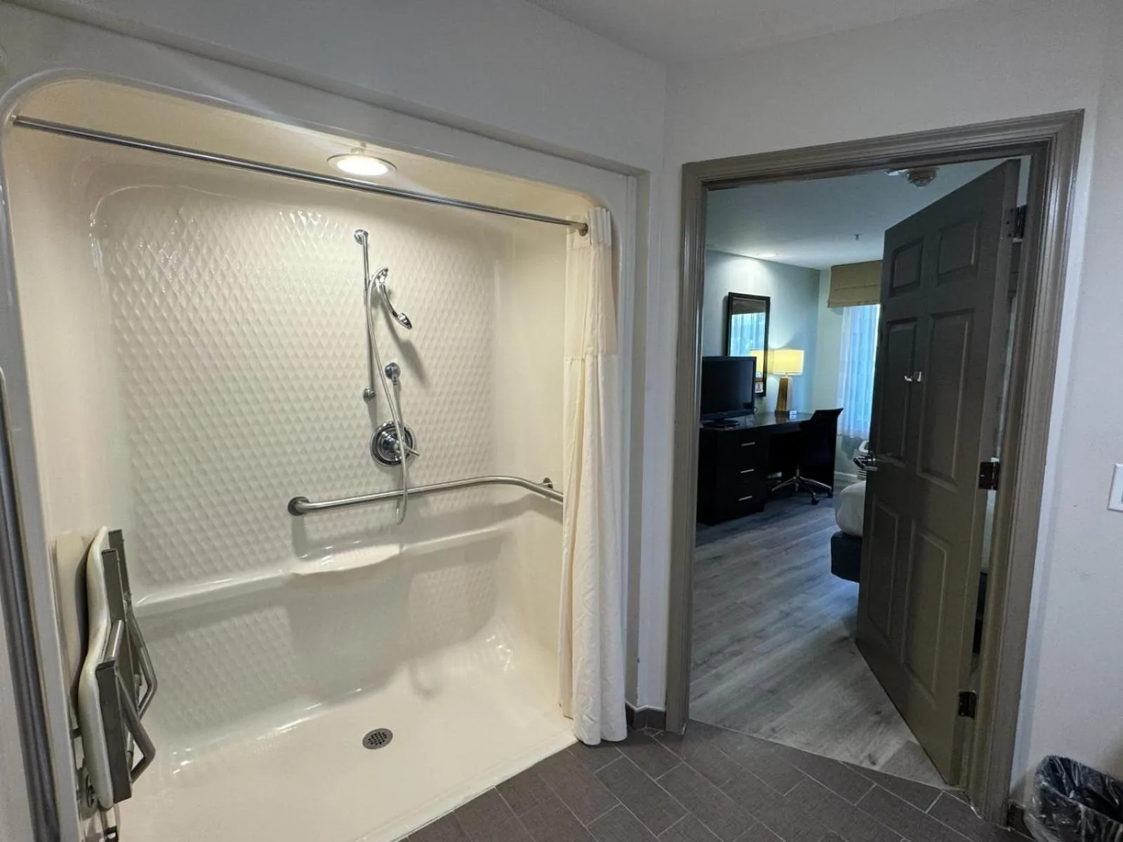Shower in Wingate by Wyndham Bel Air I-95 Exit 77A - APG Area