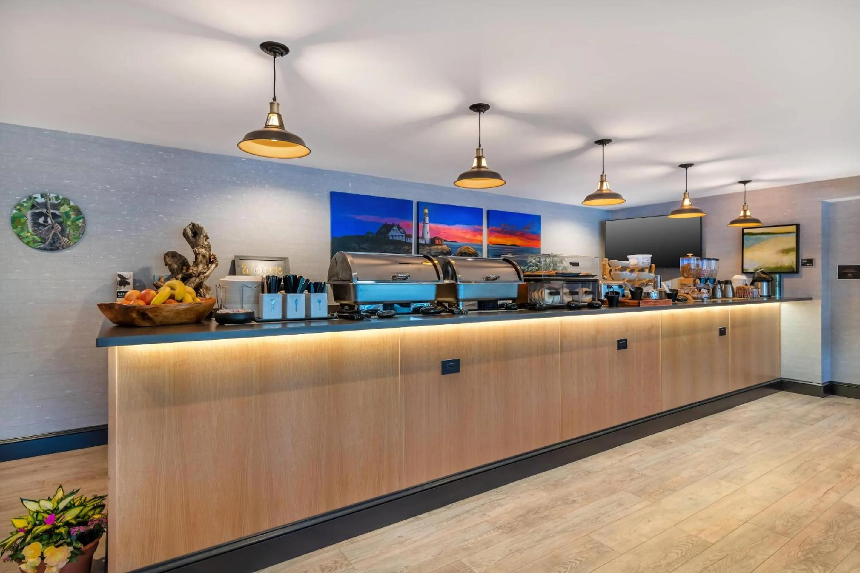 Breakfast in Maine Evergreen Hotel, an Ascend Collection Hotel