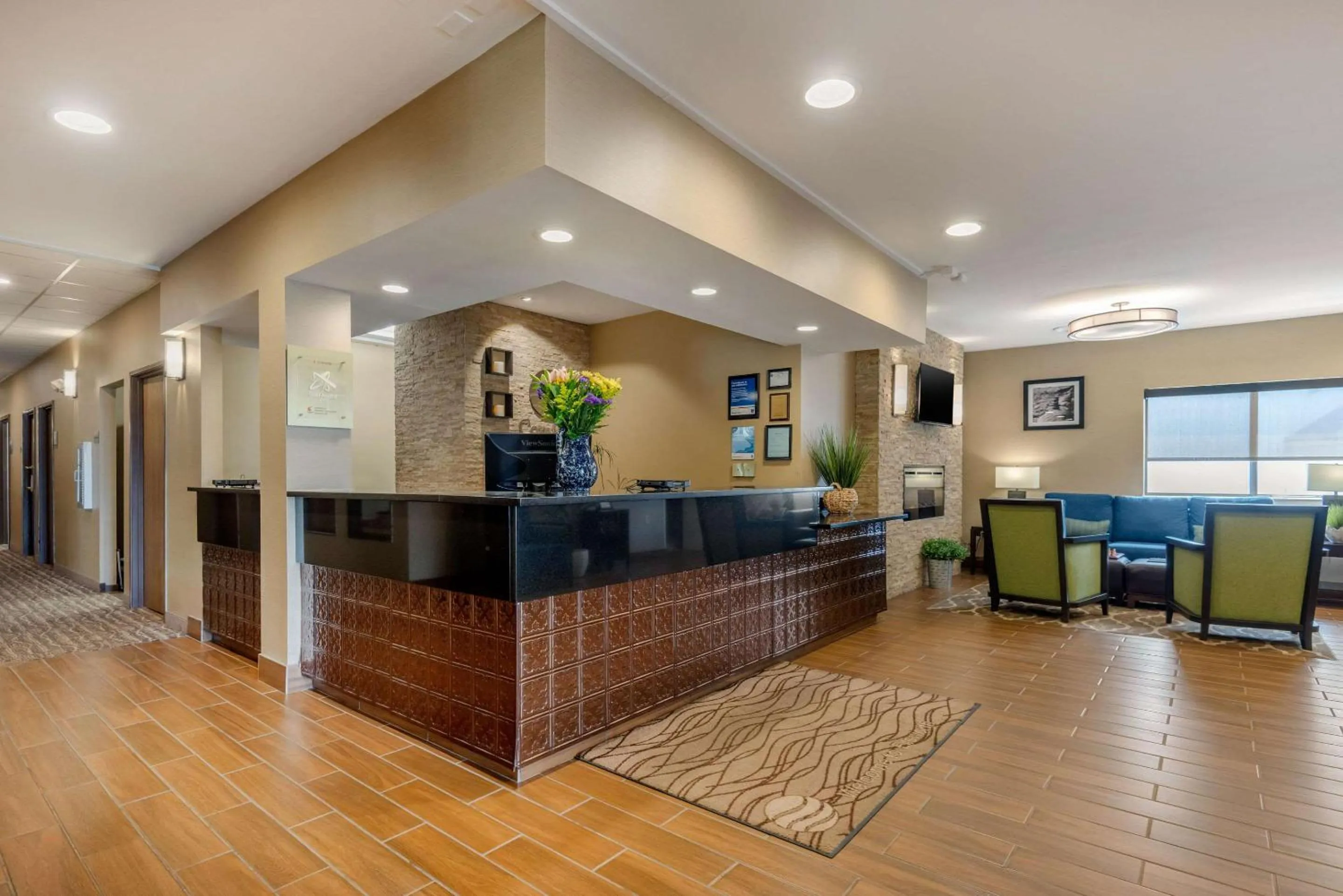 Lobby or reception in Comfort Inn Ellsworth - Bar Harbor