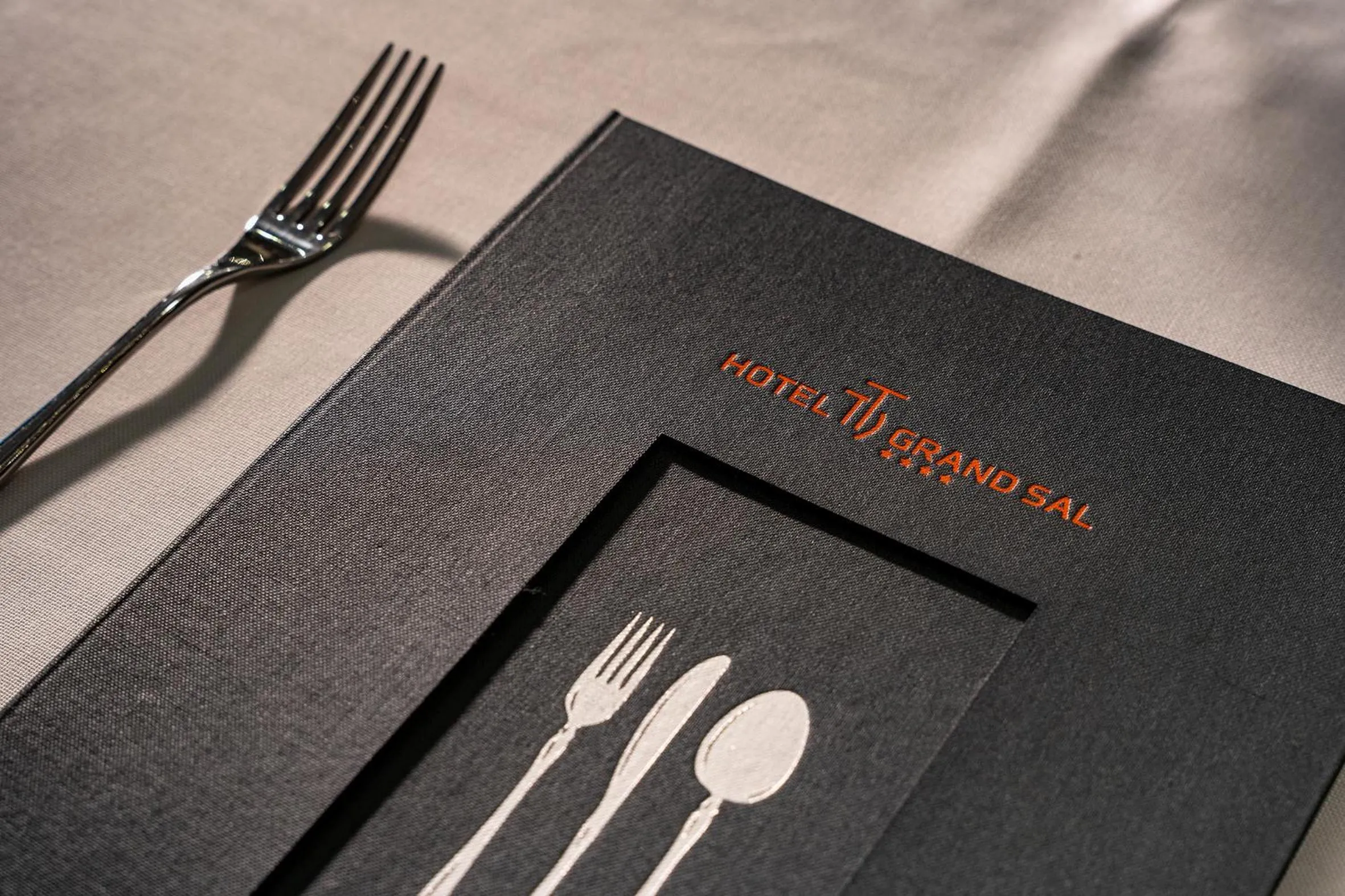 Restaurant/places to eat in Grand Sal