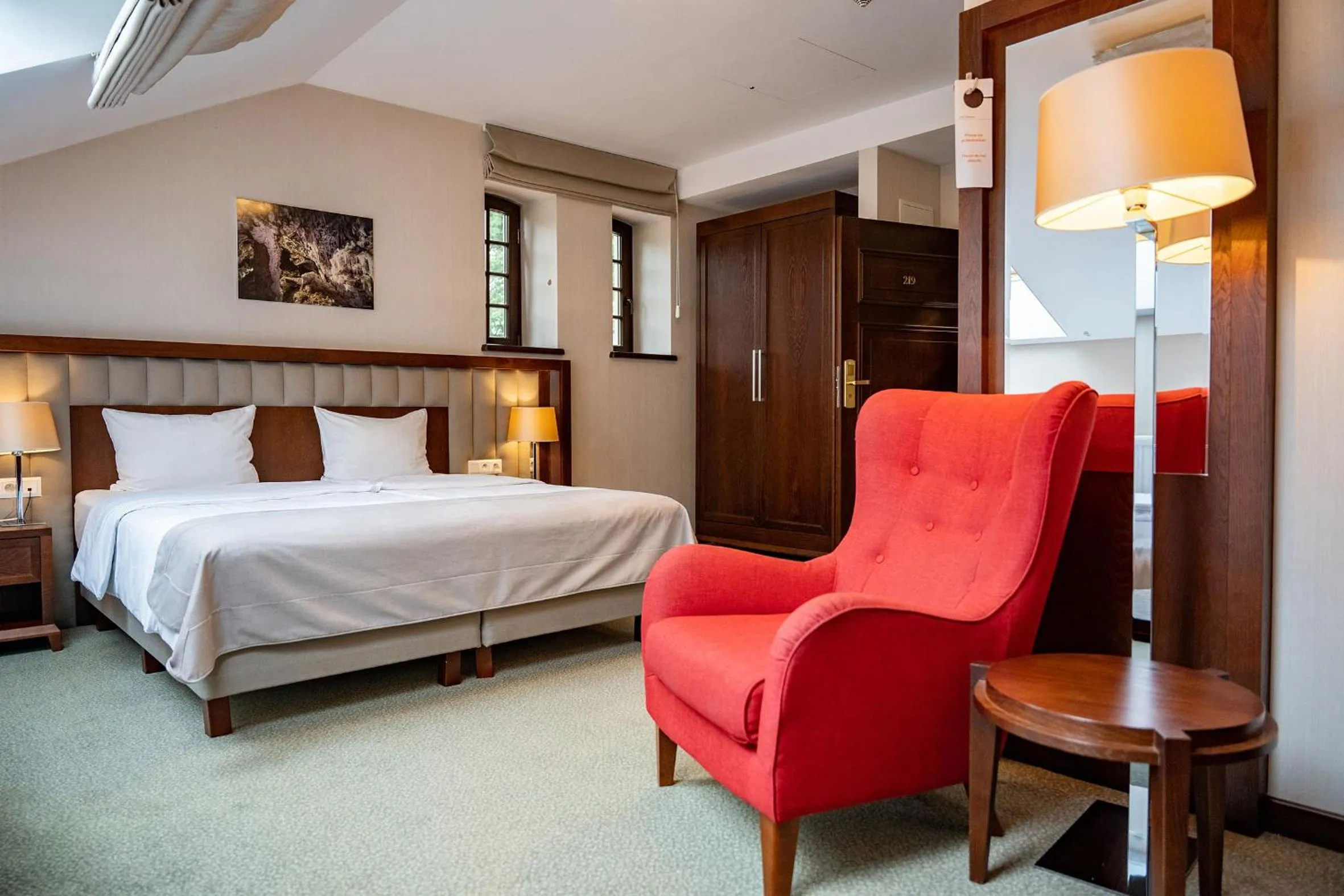 Property building, Bed in Grand Sal