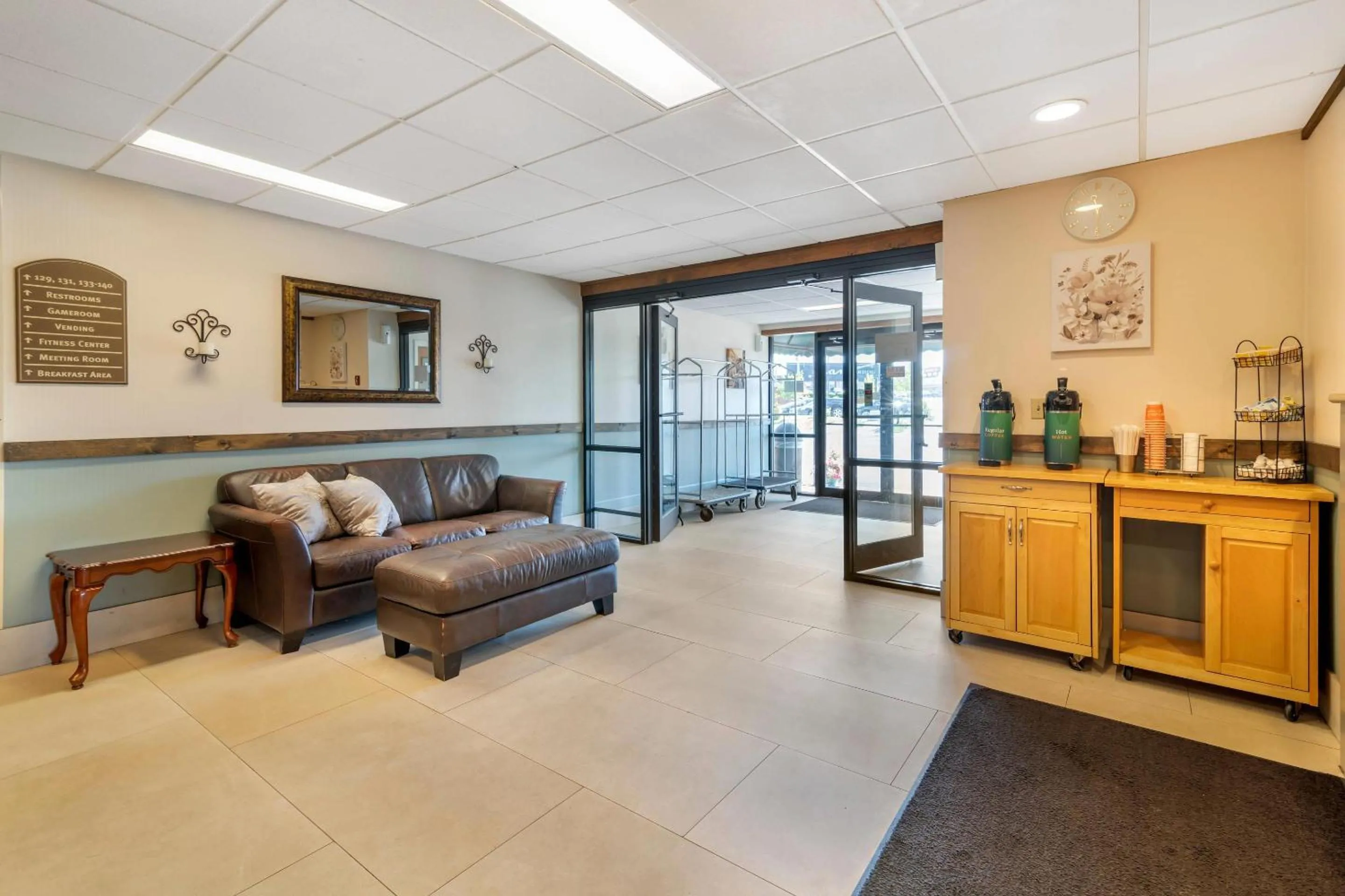 Lobby or reception in Quality Inn at Bangor Mall