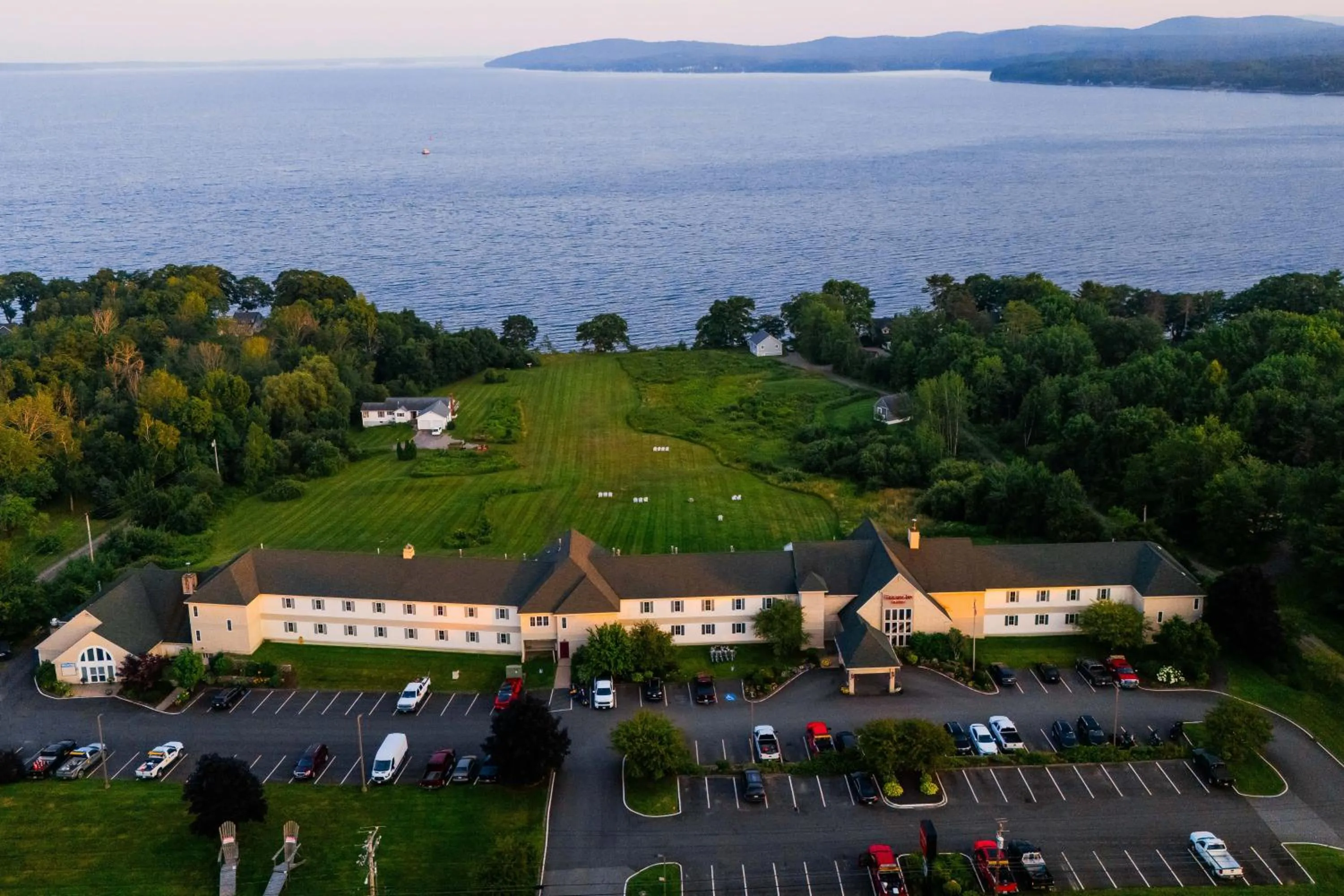 Bird's eye view in Fireside Inn, Ocean's Edge