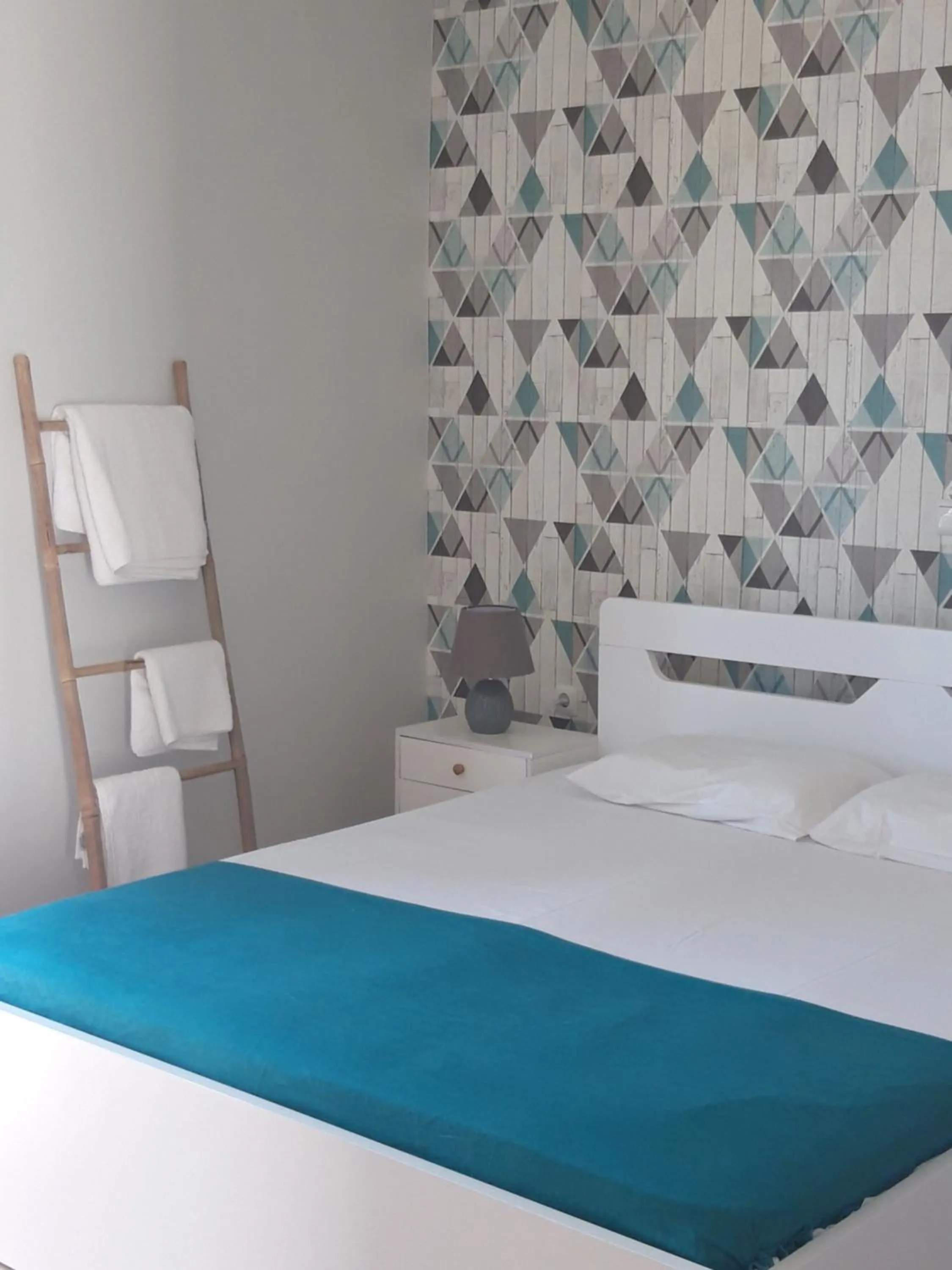 Photo of the whole room, Bed in Sea Vessel