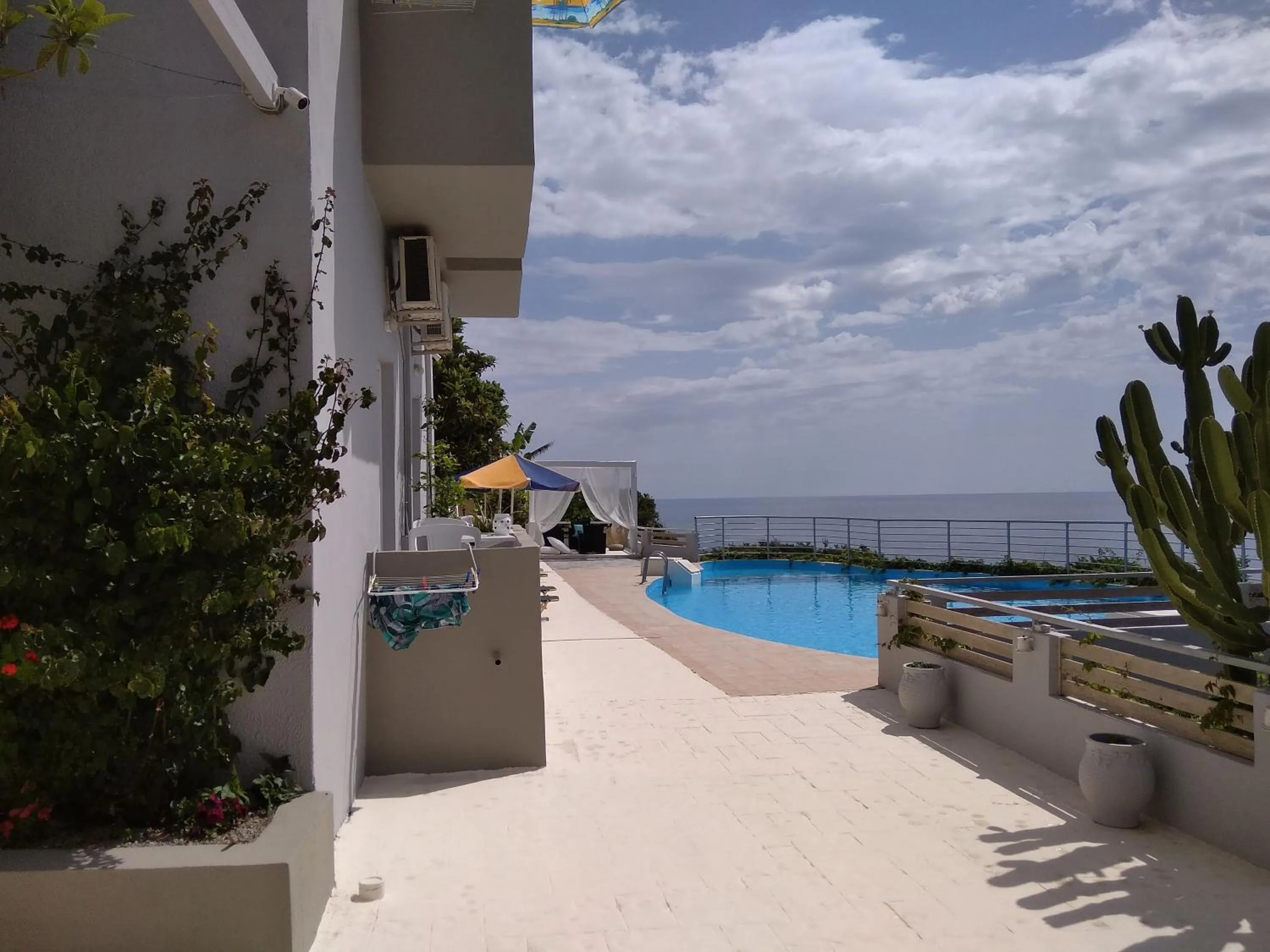 Pool view in Sea Vessel