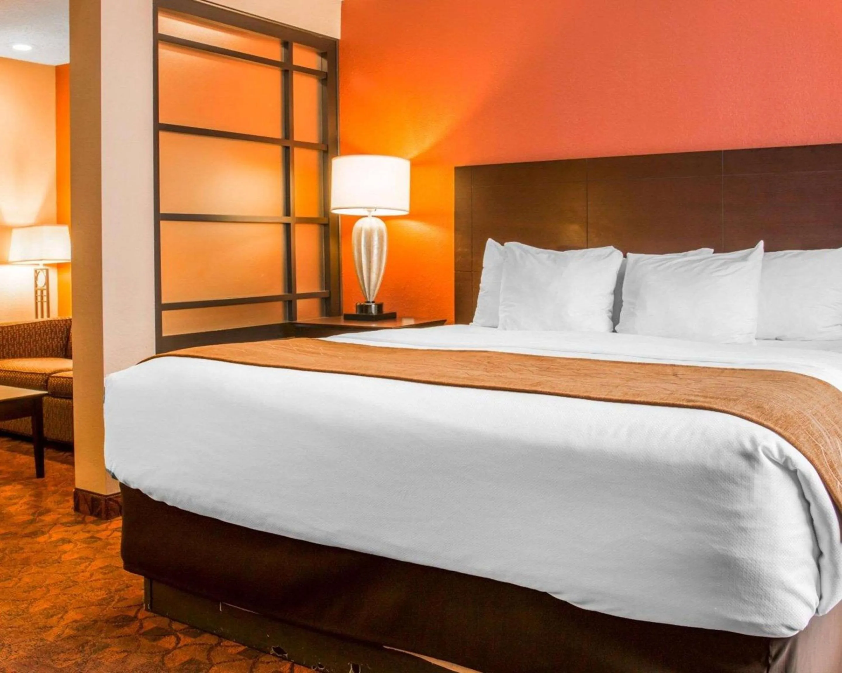 Bedroom, Bed in Comfort Inn & Suites and Conference Center