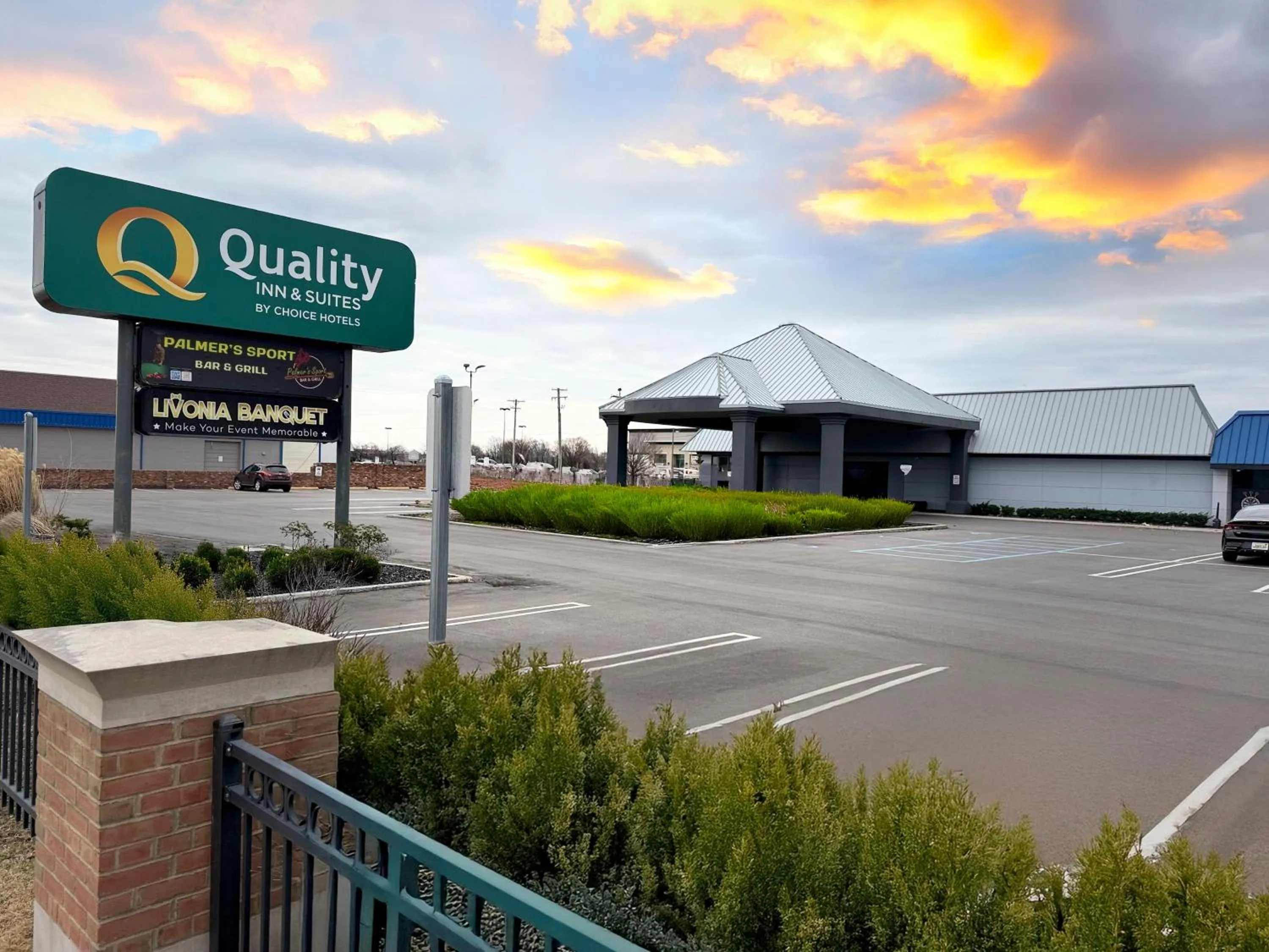 Property building in Quality Inn & Suites Banquet Center