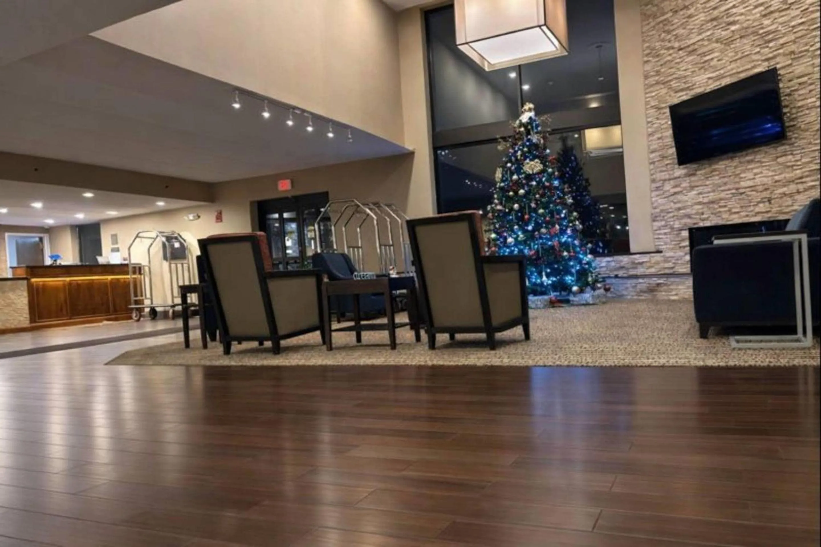 Lobby or reception in Comfort Inn Farmington Hills - Novi-Royal oaks-Southfield-Detroit Northwest