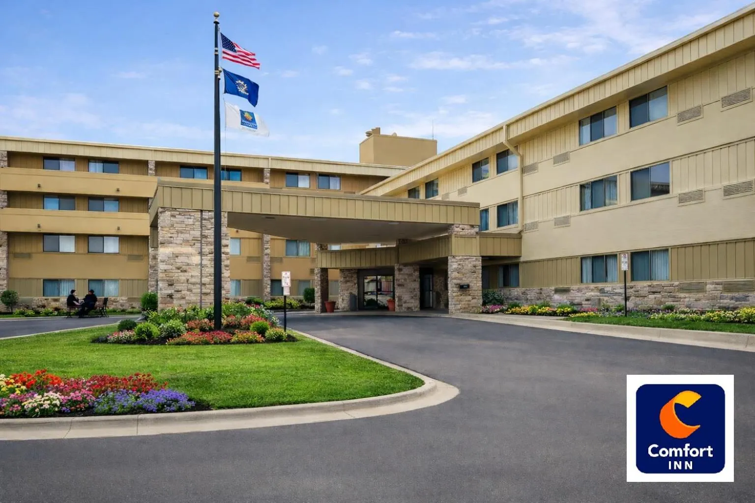 Property building in Comfort Inn Farmington Hills - Novi-Royal oaks-Southfield-Detroit Northwest