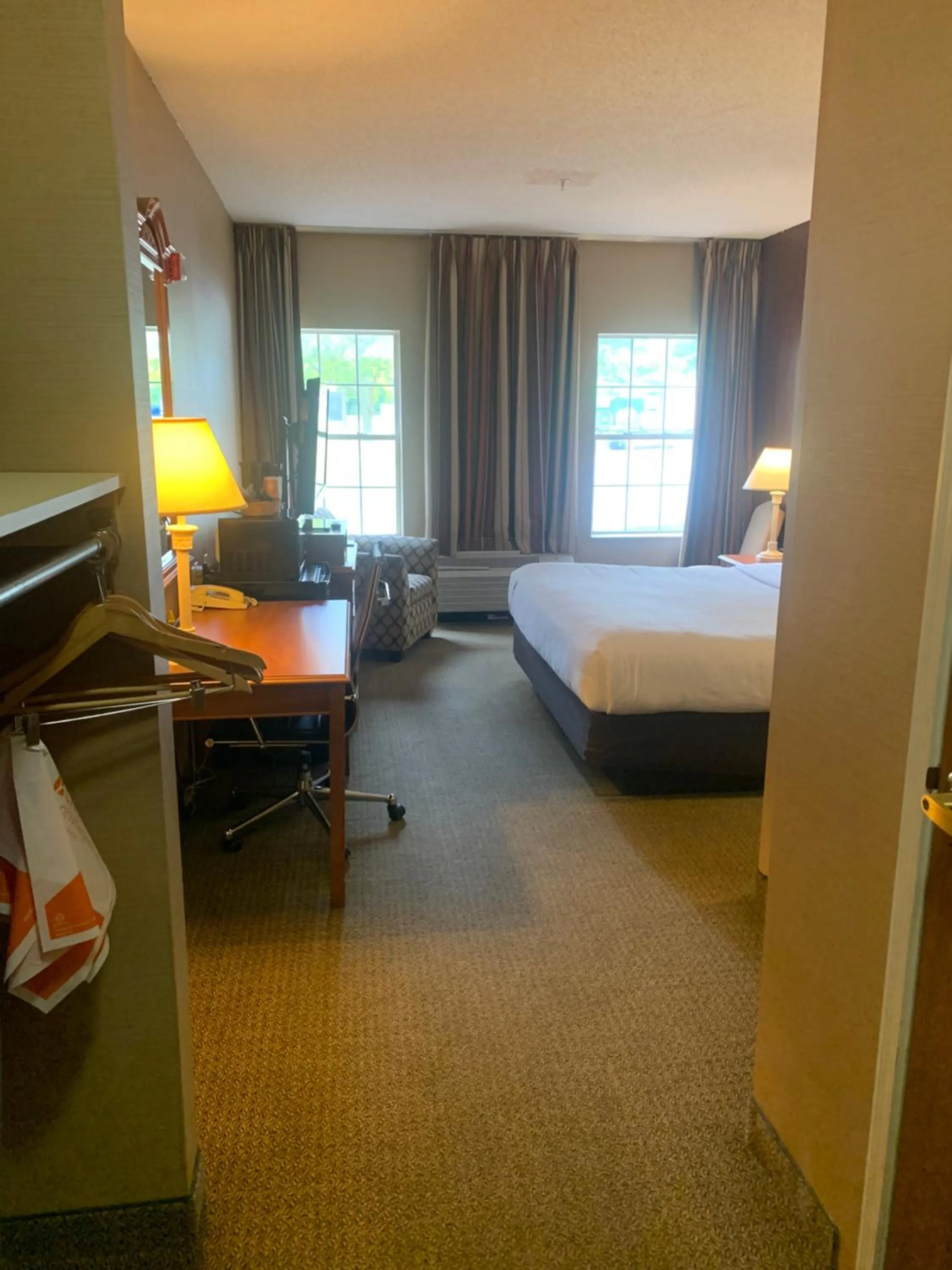 Bed in Comfort Inn Chelsea