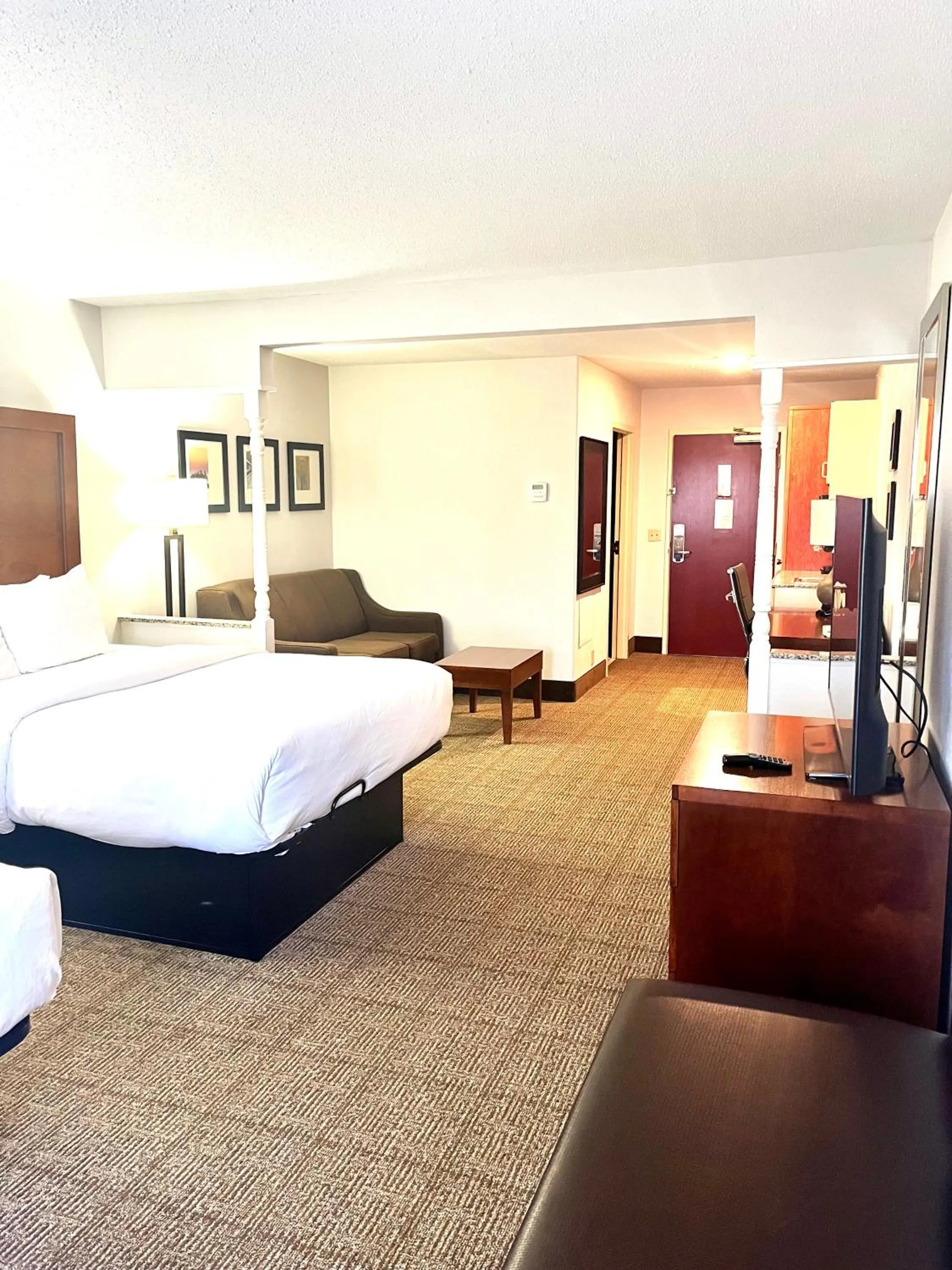 Photo of the whole room in Comfort Inn & Suites Jackson North