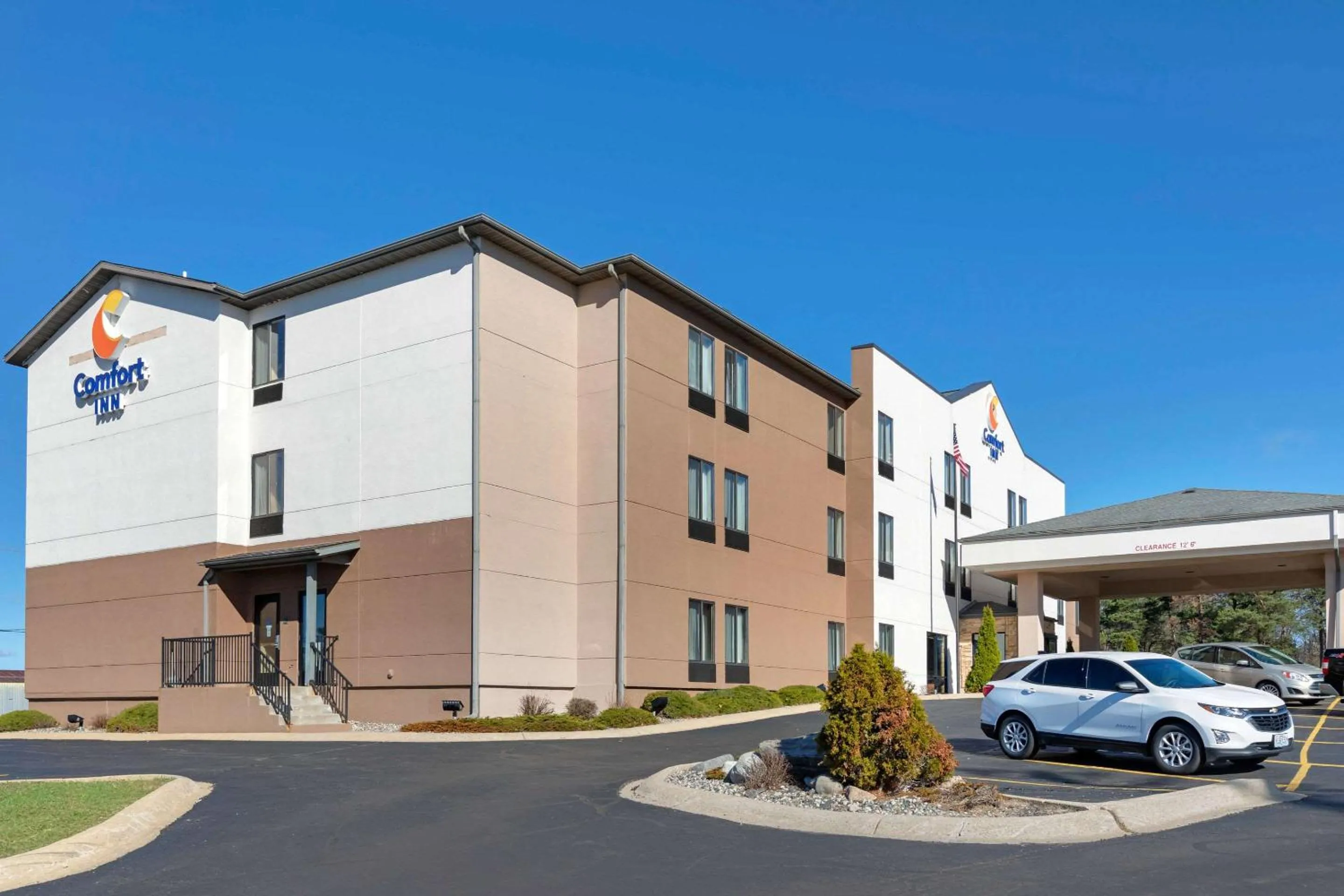 Property building in Comfort Inn Charlotte